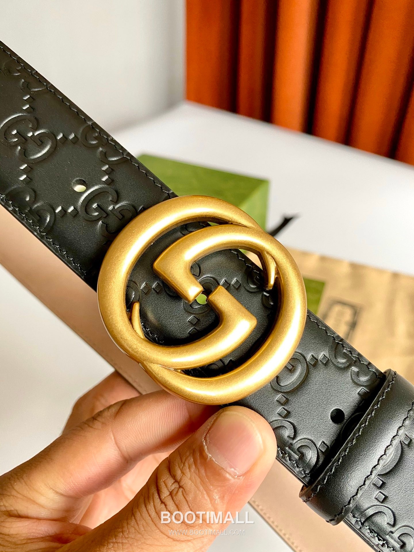 Gucci Signature Calfskin Embossed Leather Belt with GG Buckle Gold-Plated 구찌 시그니처 카프스킨 엠보싱 레더 벨트 GG 버클 황동 베이스 금도금 3.8cm 3