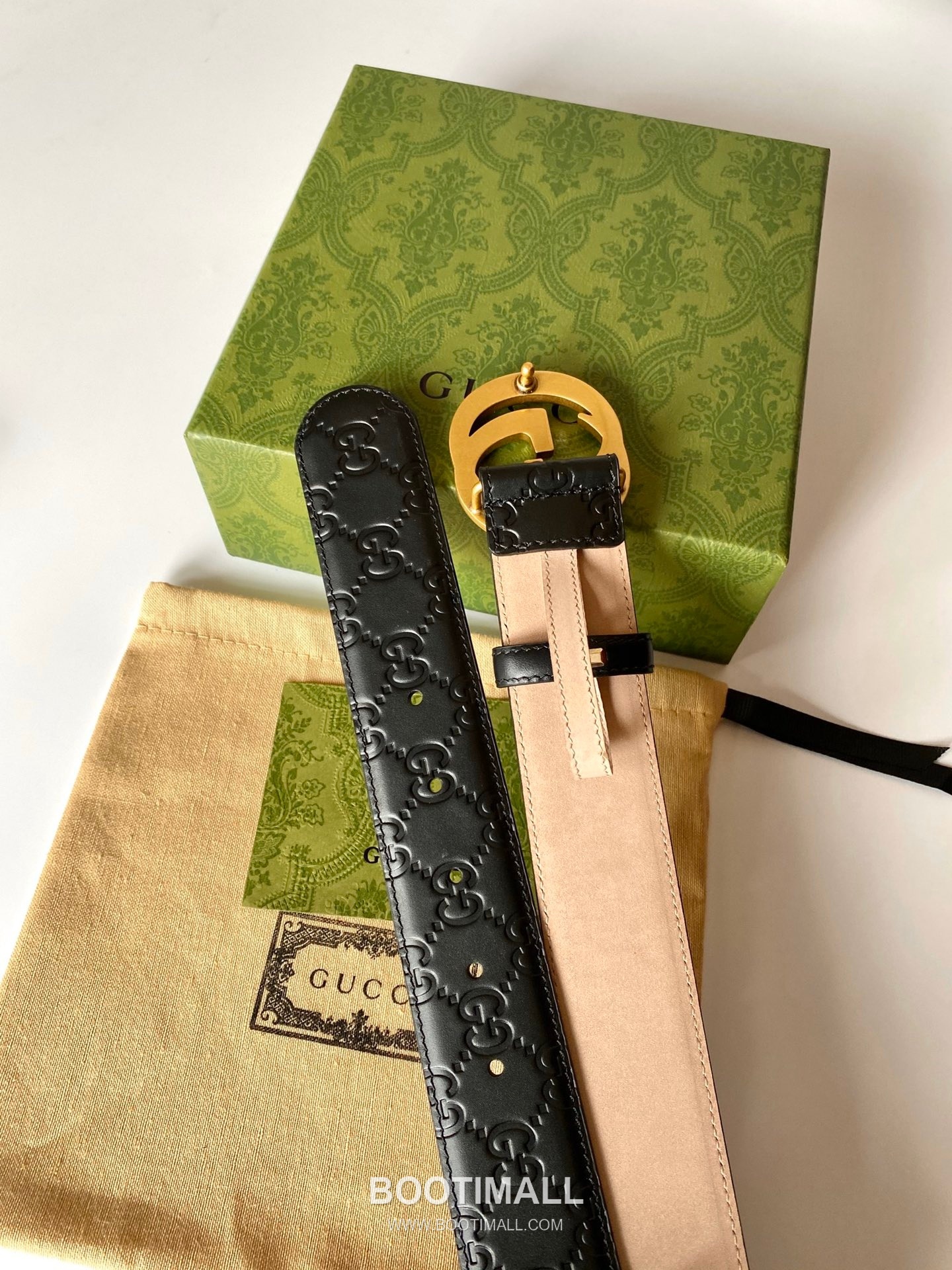 Gucci Signature Calfskin Embossed Leather Belt with GG Buckle Gold-Plated 구찌 시그니처 카프스킨 엠보싱 레더 벨트 GG 버클 황동 베이스 금도금 3.8cm 5