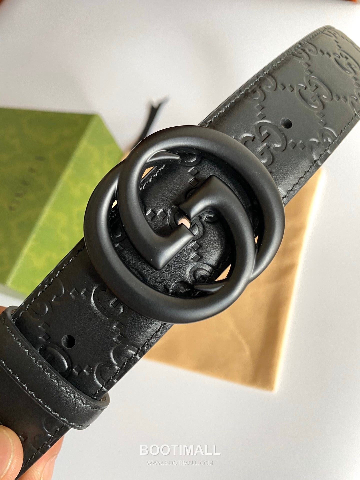 Gucci Signature Calfskin Embossed Leather Belt with GG Buckle Gold-Plated 구찌 시그니처 카프스킨 엠보싱 레더 벨트 GG 버클 황동 베이스 금도금 3.8cm 3