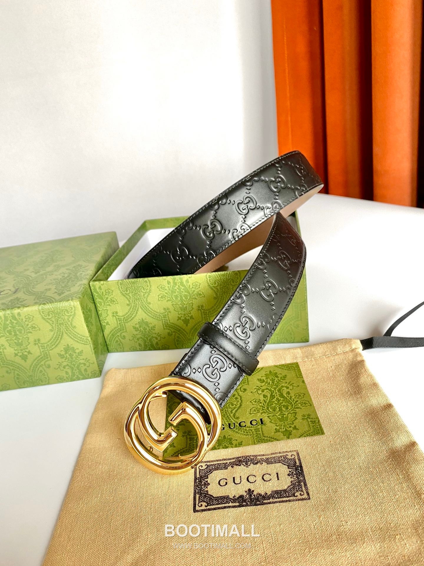 Gucci Signature Calfskin Embossed Leather Belt with GG Buckle Gold-Plated 구찌 시그니처 카프스킨 엠보싱 레더 벨트 GG 버클 황동 베이스 금도금 3.8cm 1