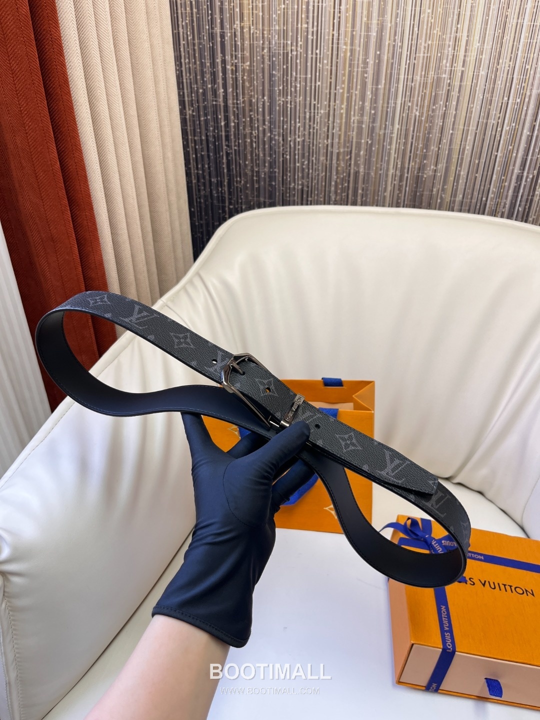 Louis Vuitton LV Monogram Canvas Reversible Belt with Pin Buckle Palladium 구찌가 아닌 루이비통 LV 모노그램 캔버스 리버서블 벨트 핀 버클 스테인리스 스틸 팔라듐 피니시 3.5cm 7