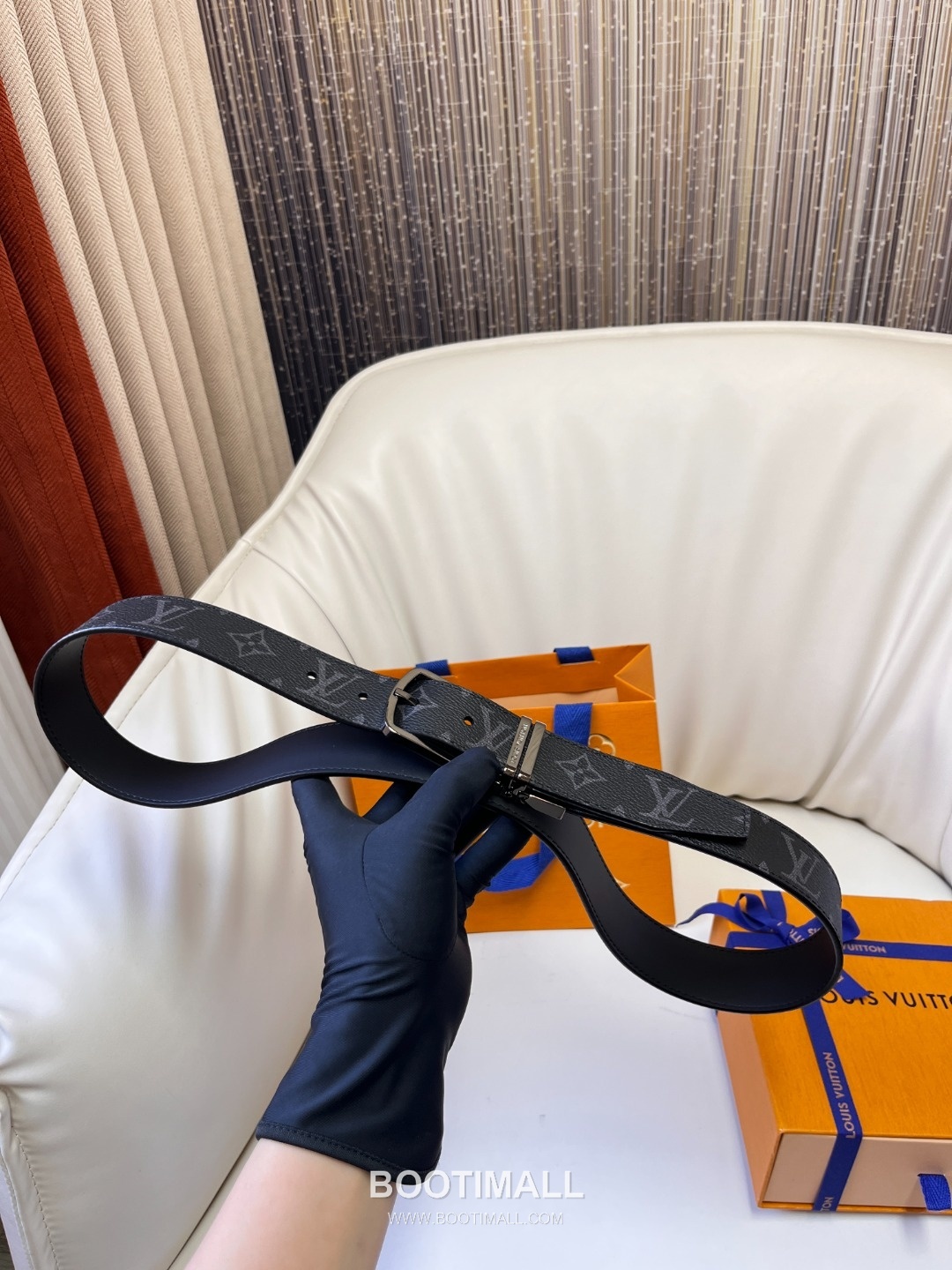 Louis Vuitton LV Monogram Canvas Reversible Belt with Pin Buckle Palladium 구찌가 아닌 루이비통 LV 모노그램 캔버스 리버서블 벨트 핀 버클 스테인리스 스틸 팔라듐 피니시 3.5cm 7