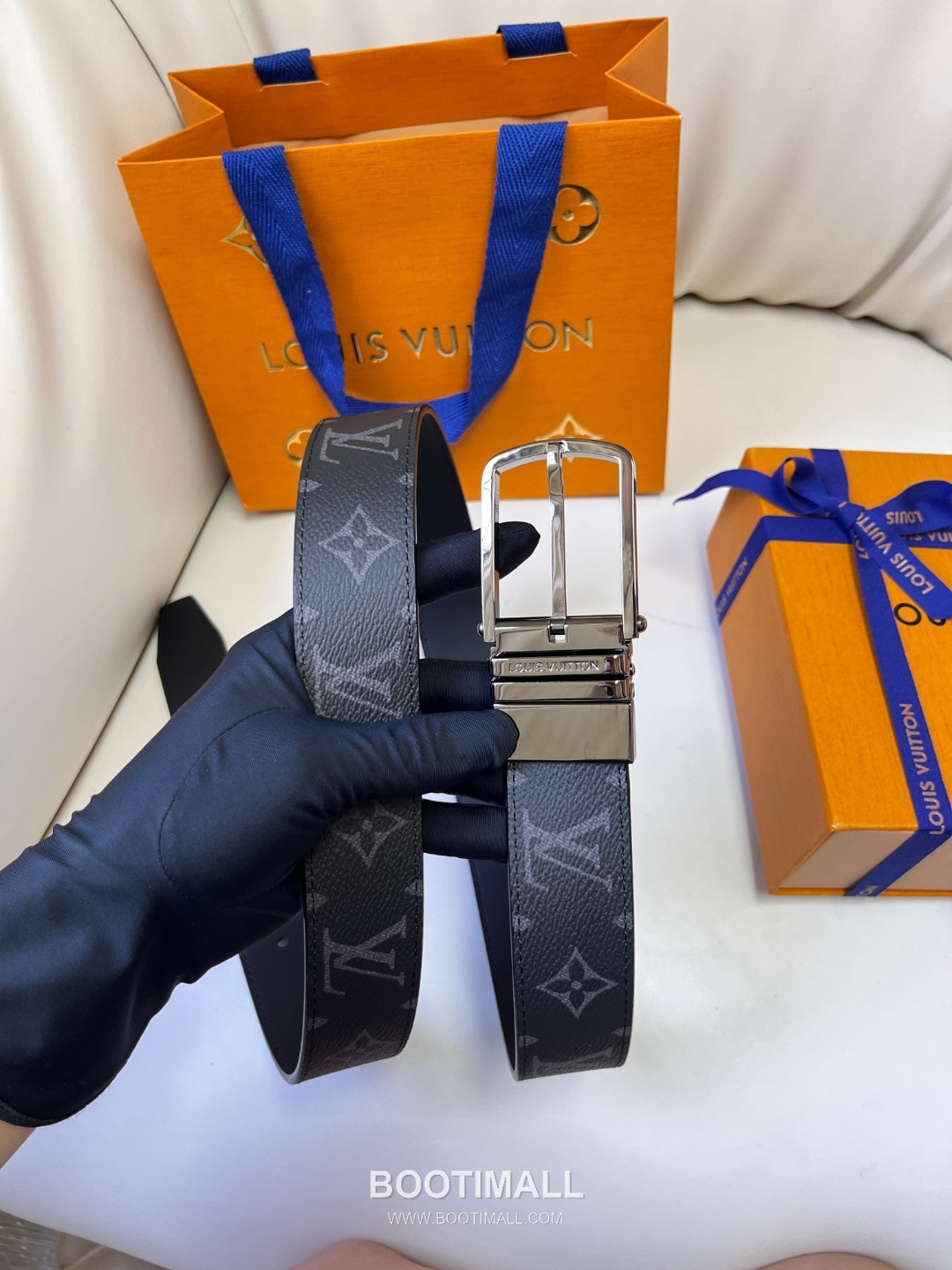 Louis Vuitton LV Monogram Canvas Reversible Belt with Pin Buckle Palladium 구찌가 아닌 루이비통 LV 모노그램 캔버스 리버서블 벨트 핀 버클 스테인리스 스틸 팔라듐 피니시 3.5cm 9