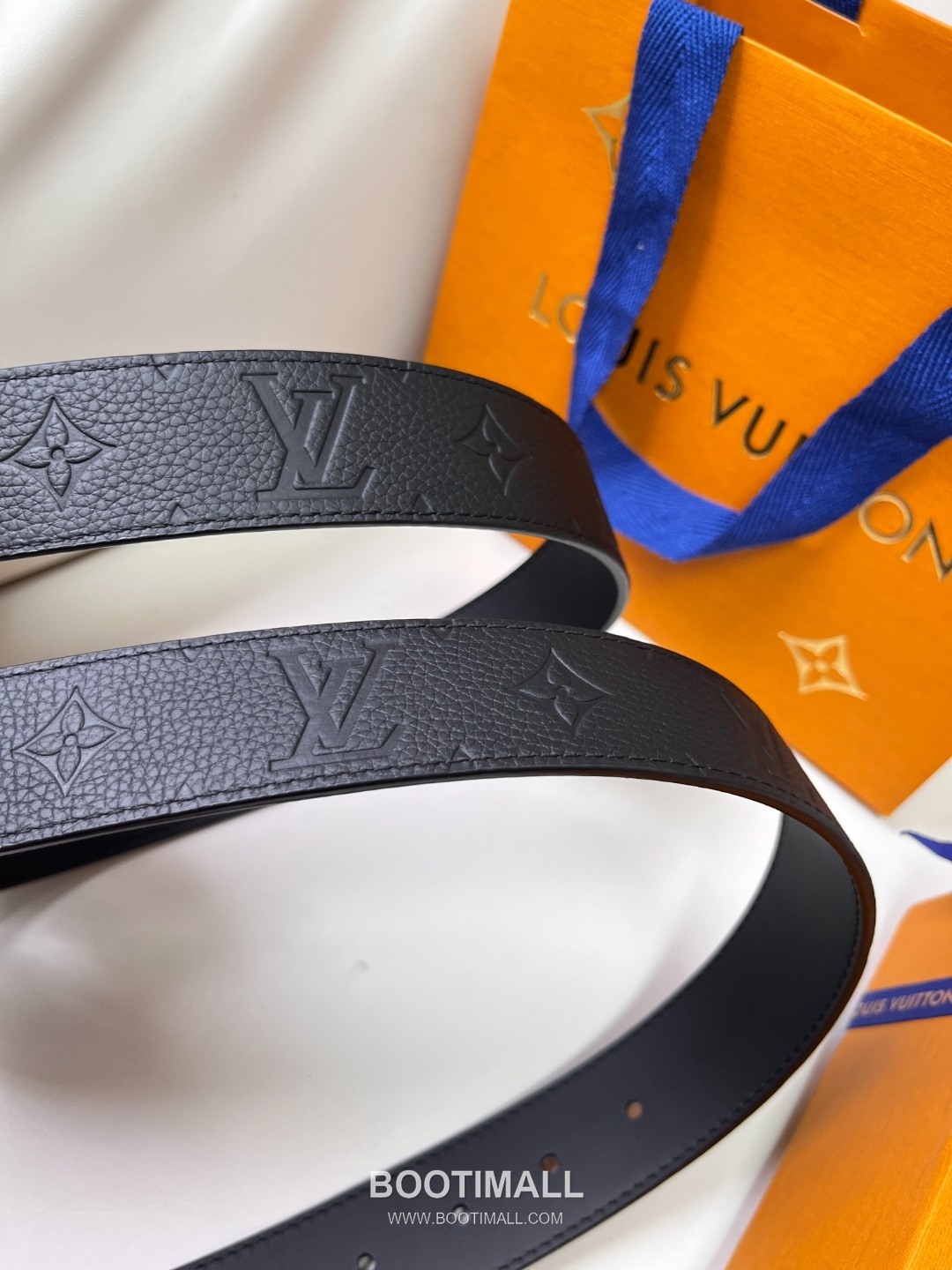 Louis Vuitton LV Monogram Canvas Reversible Belt with Pin Buckle Palladium 구찌가 아닌 루이비통 LV 모노그램 캔버스 리버서블 벨트 핀 버클 스테인리스 스틸 팔라듐 피니시 3.5cm 6