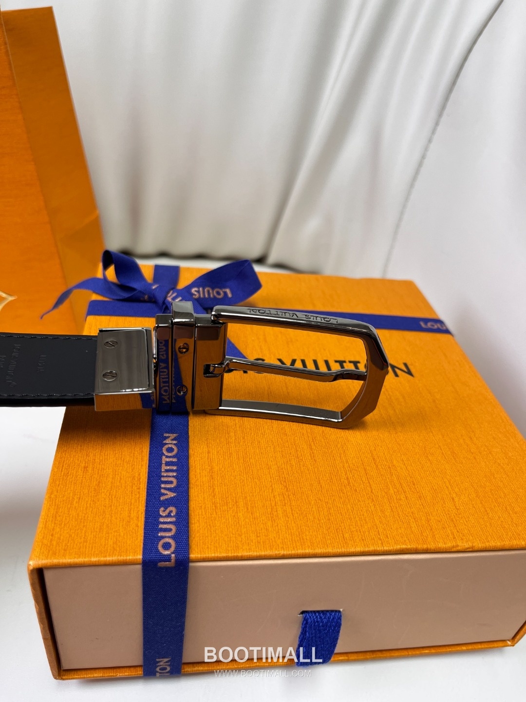 Louis Vuitton LV Monogram Canvas Reversible Belt with Pin Buckle Palladium 구찌가 아닌 루이비통 LV 모노그램 캔버스 리버서블 벨트 핀 버클 스테인리스 스틸 팔라듐 피니시 3.5cm 8