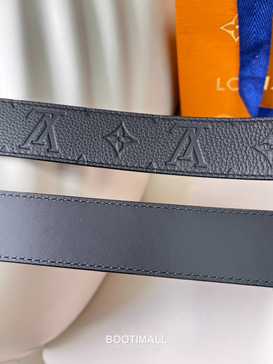 Louis Vuitton LV Monogram Canvas Reversible Belt with Pin Buckle Palladium 구찌가 아닌 루이비통 LV 모노그램 캔버스 리버서블 벨트 핀 버클 스테인리스 스틸 팔라듐 피니시 3.5cm 4