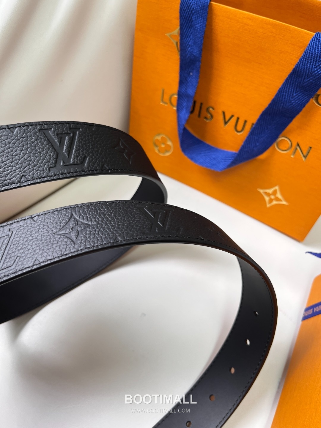 Louis Vuitton LV Monogram Canvas Reversible Belt with Pin Buckle Palladium 구찌가 아닌 루이비통 LV 모노그램 캔버스 리버서블 벨트 핀 버클 스테인리스 스틸 팔라듐 피니시 3.5cm 6