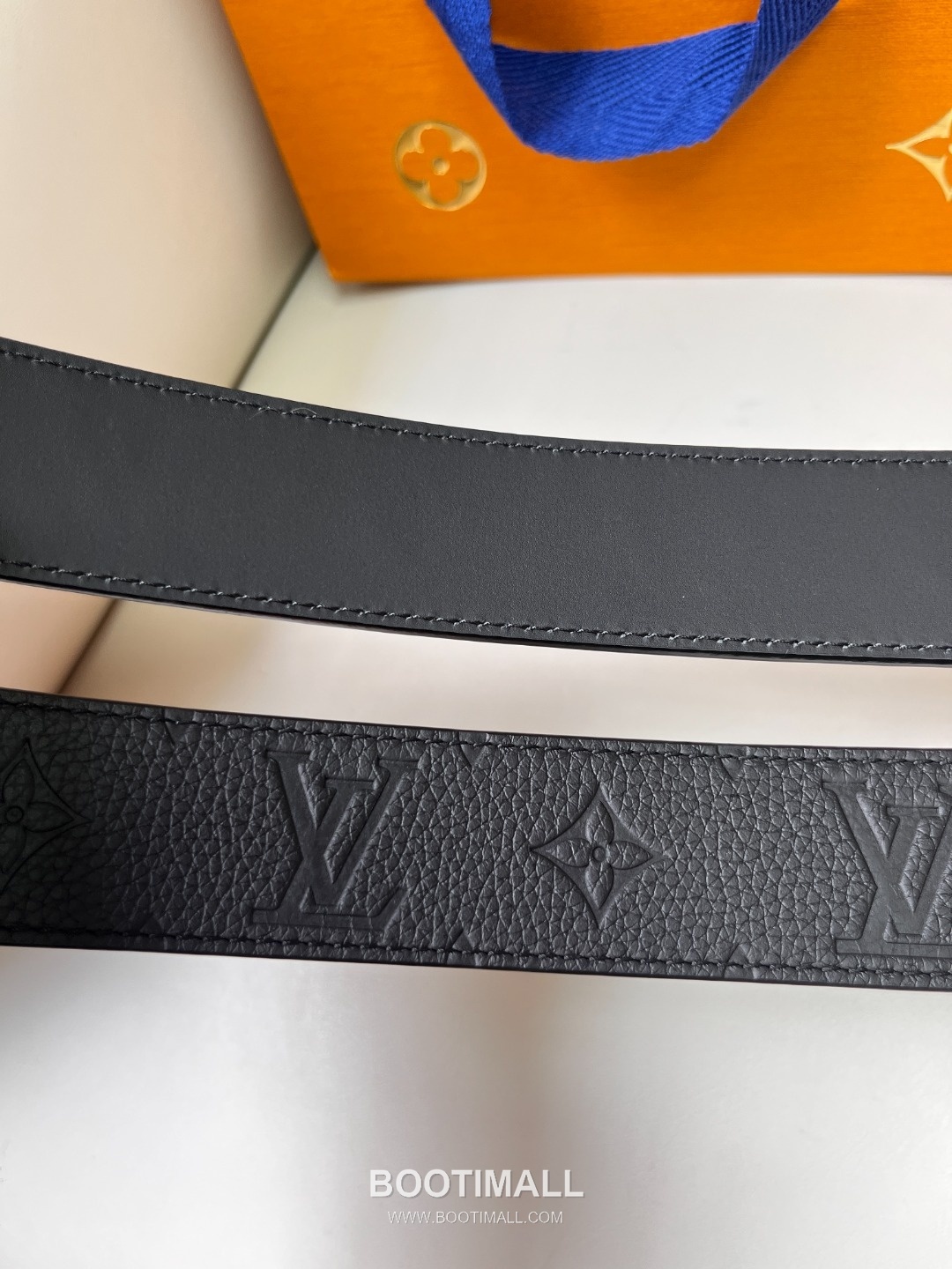 Louis Vuitton LV Monogram Canvas Reversible Belt with Pin Buckle Palladium 구찌가 아닌 루이비통 LV 모노그램 캔버스 리버서블 벨트 핀 버클 스테인리스 스틸 팔라듐 피니시 3.5cm 4