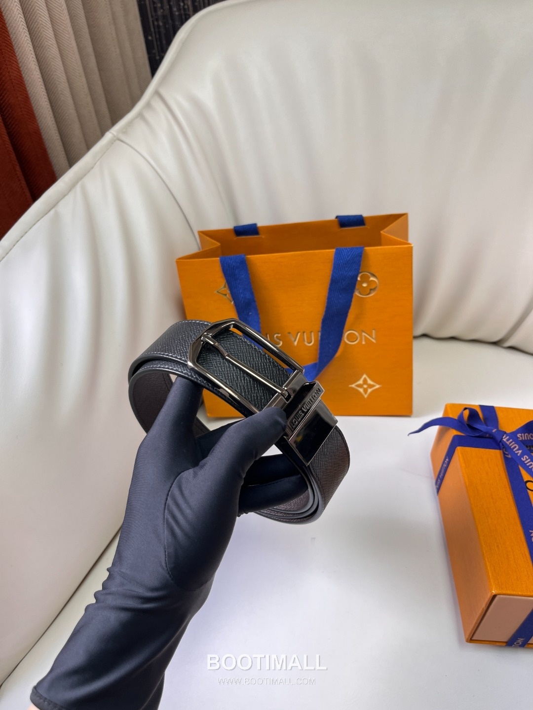 Louis Vuitton LV Monogram Canvas Reversible Belt with Pin Buckle Palladium 구찌가 아닌 루이비통 LV 모노그램 캔버스 리버서블 벨트 핀 버클 스테인리스 스틸 팔라듐 피니시 3.5cm 9