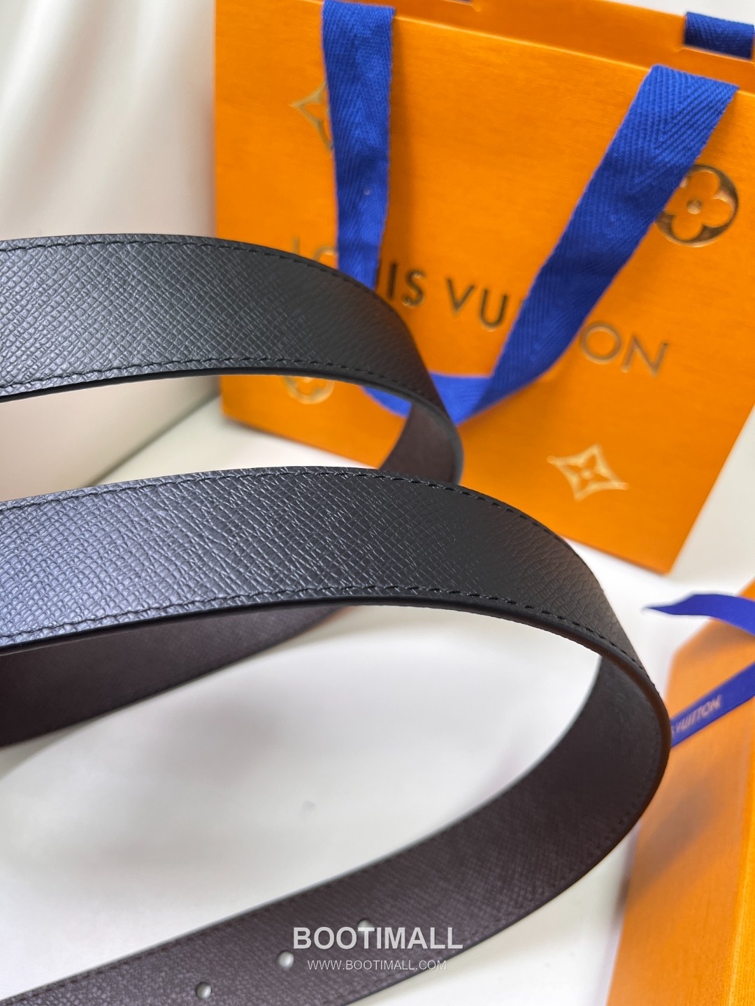 Louis Vuitton LV Monogram Canvas Reversible Belt with Pin Buckle Palladium 구찌가 아닌 루이비통 LV 모노그램 캔버스 리버서블 벨트 핀 버클 스테인리스 스틸 팔라듐 피니시 3.5cm 6