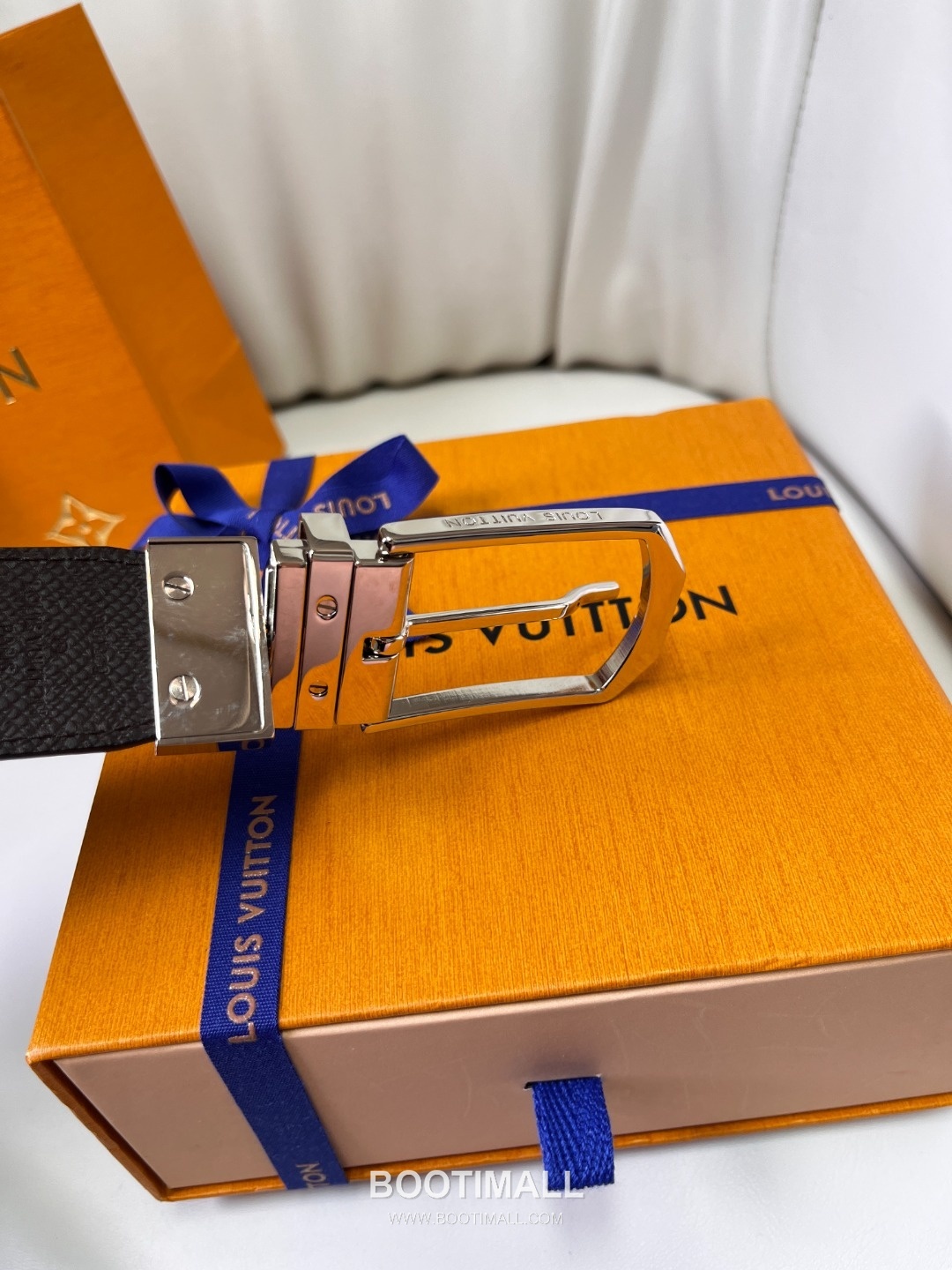 Louis Vuitton LV Monogram Canvas Reversible Belt with Pin Buckle Palladium 구찌가 아닌 루이비통 LV 모노그램 캔버스 리버서블 벨트 핀 버클 스테인리스 스틸 팔라듐 피니시 3.5cm 8