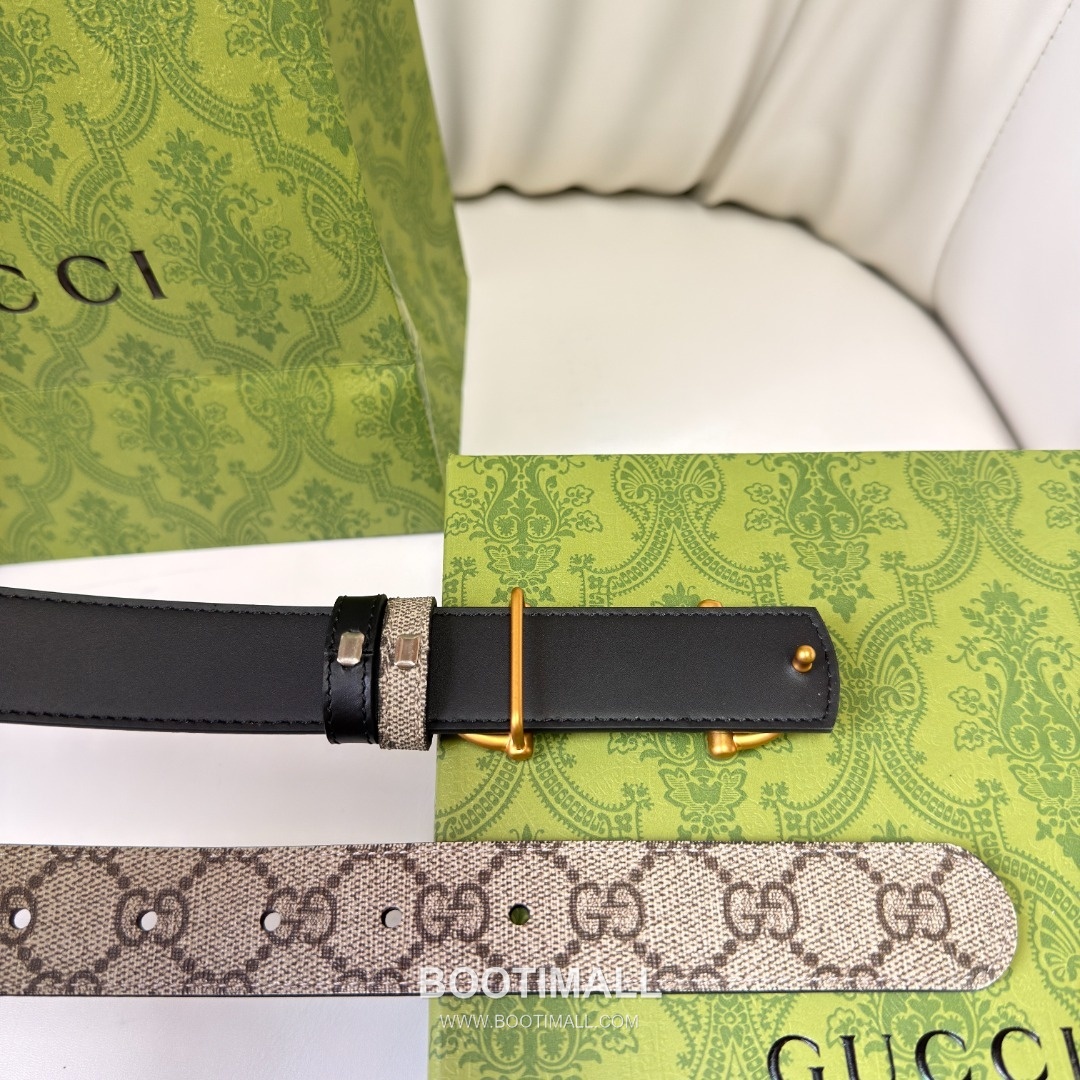 Gucci Horsebit Patent Calfskin Reversible Belt with Horsebit Buckle Gold-Plated 구찌 홀스빗 페이턴트 카프스킨 리버서블 벨트 홀스빗 버클 황동 베이스 금도금 3.0cm 3