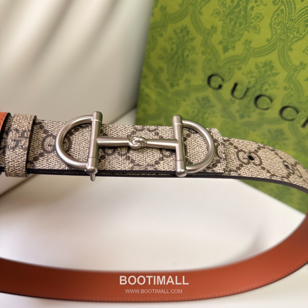 Gucci Horsebit Patent Calfskin Reversible Belt with Horsebit Buckle Gold-Plated 구찌 홀스빗 페이턴트 카프스킨 리버서블 벨트 홀스빗 버클 황동 베이스 금도금 3.0cm 2