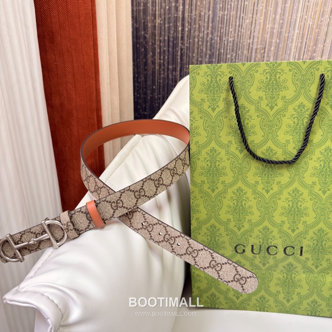 Gucci Horsebit Patent Calfskin Reversible Belt with Horsebit Buckle Gold-Plated 구찌 홀스빗 페이턴트 카프스킨 리버서블 벨트 홀스빗 버클 황동 베이스 금도금 3.0cm 9