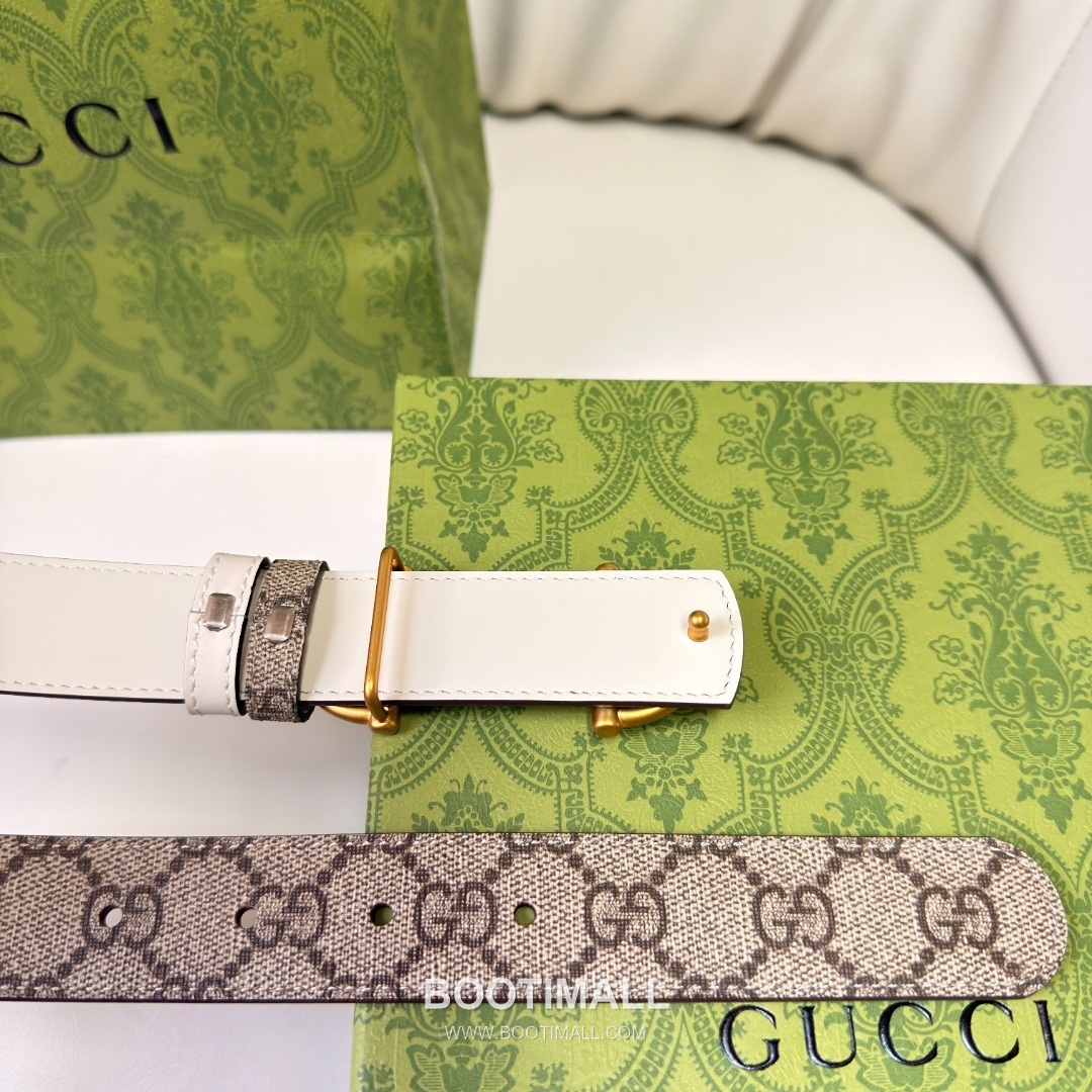 Gucci Horsebit Patent Calfskin Reversible Belt with Horsebit Buckle Gold-Plated 구찌 홀스빗 페이턴트 카프스킨 리버서블 벨트 홀스빗 버클 황동 베이스 금도금 3.0cm 3