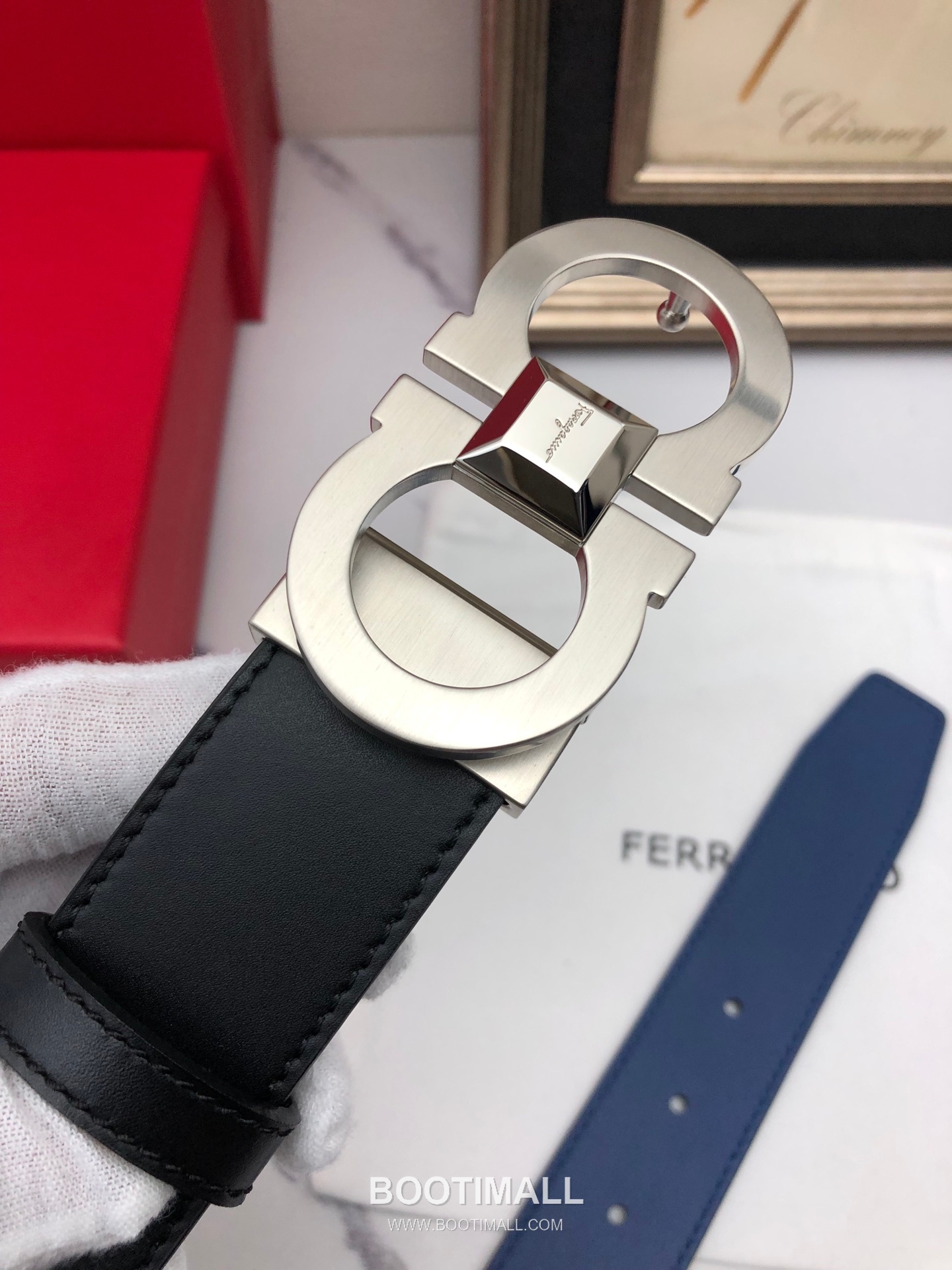 Ferragamo Gancini Calfskin Embossed Leather Reversible Belt with Gancini Buckle Gold-Plated 페라가모 간치니 카프스킨 엠보싱 레더 리버서블 벨트 간치니 버클 황동 베이스 금도금 3.5cm 6