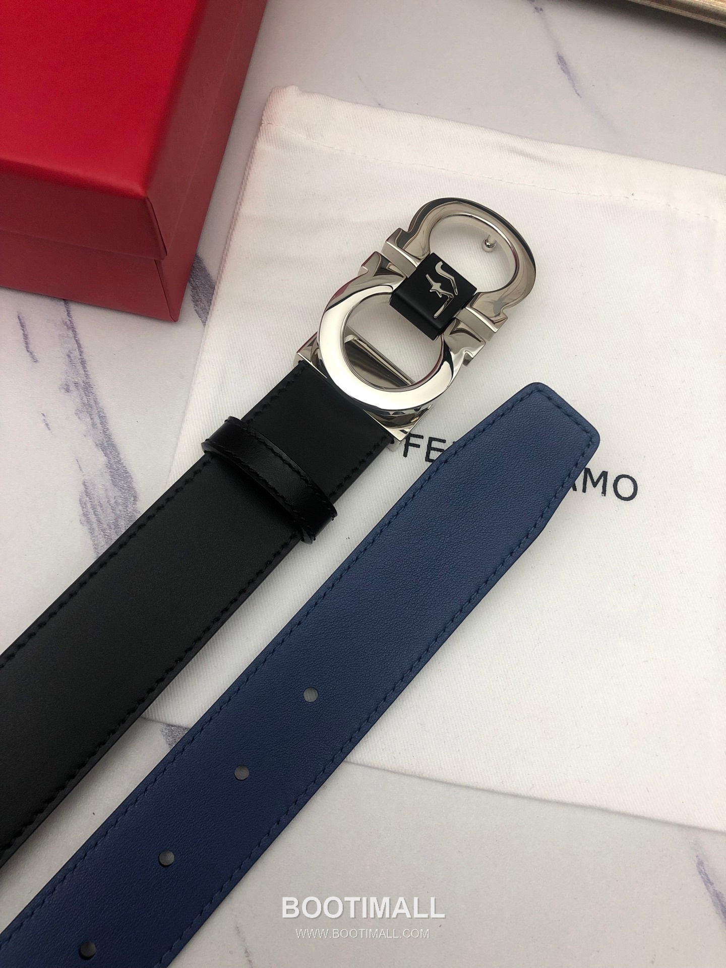 Ferragamo Gancini Calfskin Embossed Leather Reversible Belt with Gancini Buckle Gold-Plated 페라가모 간치니 카프스킨 엠보싱 레더 리버서블 벨트 간치니 버클 황동 베이스 금도금 3.5cm 6