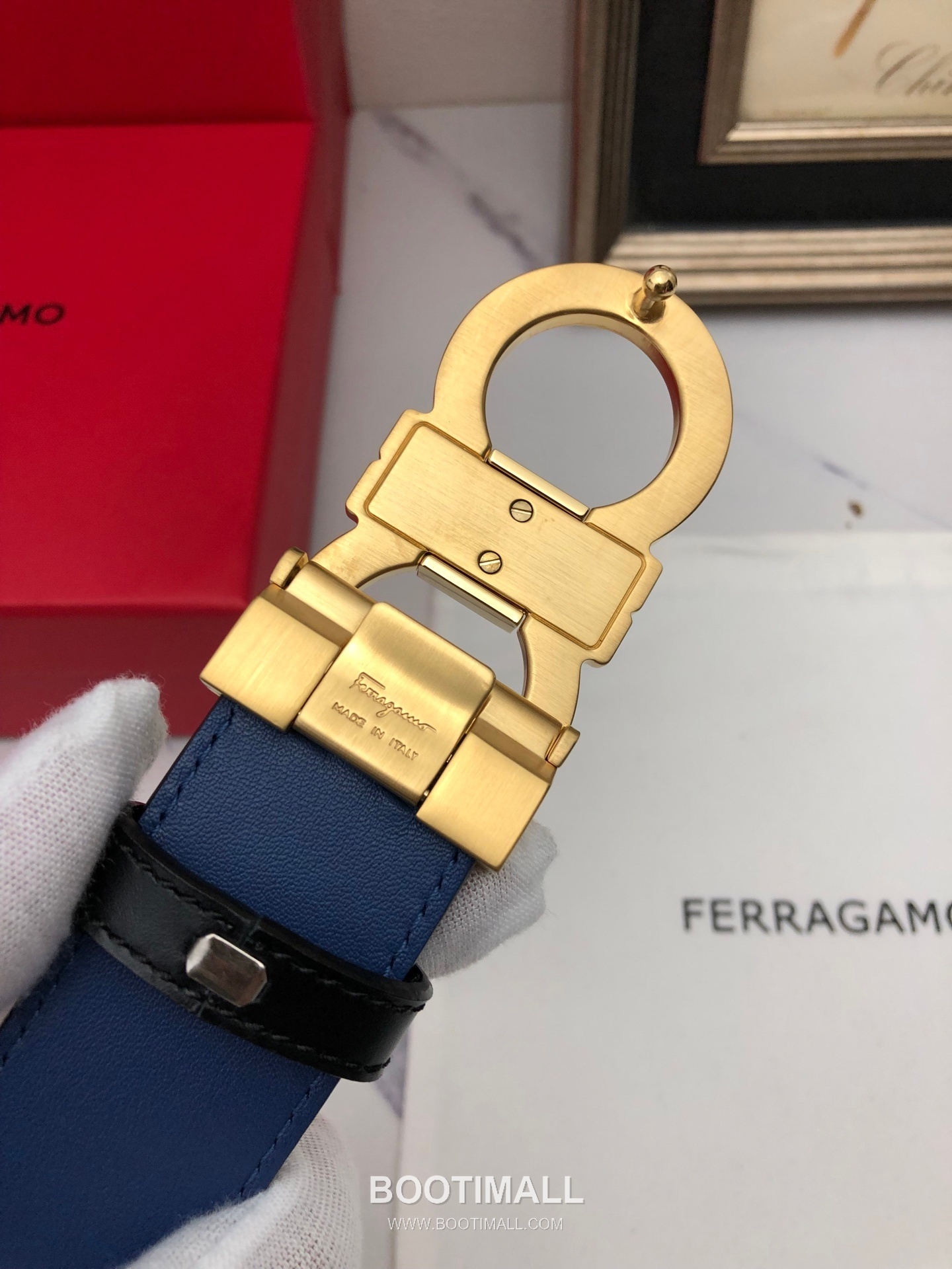 Ferragamo Gancini Calfskin Embossed Leather Reversible Belt with Gancini Buckle Gold-Plated 페라가모 간치니 카프스킨 엠보싱 레더 리버서블 벨트 간치니 버클 황동 베이스 금도금 3.5cm 7