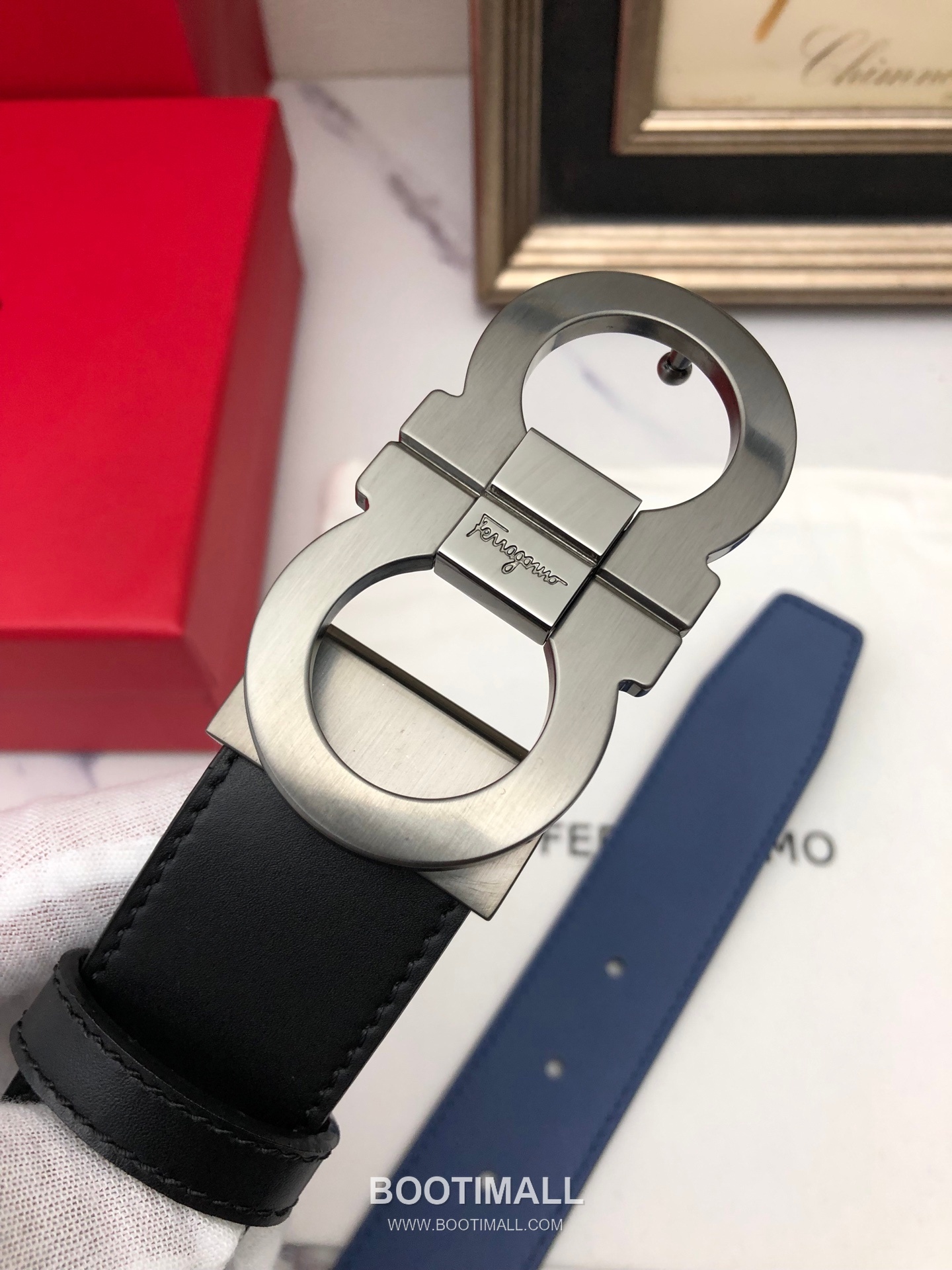 Ferragamo Gancini Calfskin Embossed Leather Reversible Belt with Gancini Buckle Gold-Plated 페라가모 간치니 카프스킨 엠보싱 레더 리버서블 벨트 간치니 버클 황동 베이스 금도금 3.5cm 7