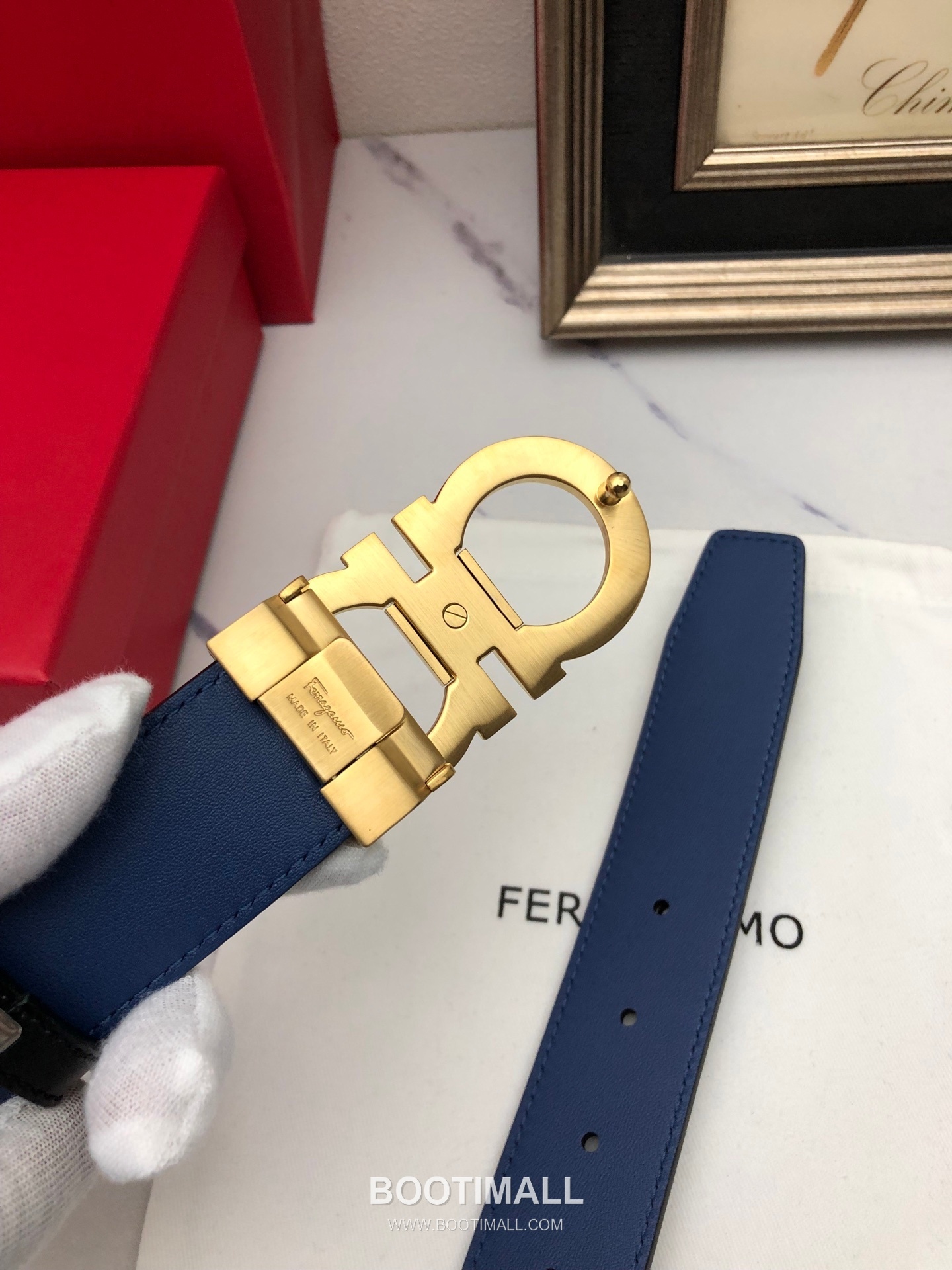 Ferragamo Gancini Calfskin Embossed Leather Reversible Belt with Gancini Buckle Gold-Plated 페라가모 간치니 카프스킨 엠보싱 레더 리버서블 벨트 간치니 버클 황동 베이스 금도금 3.5cm 8