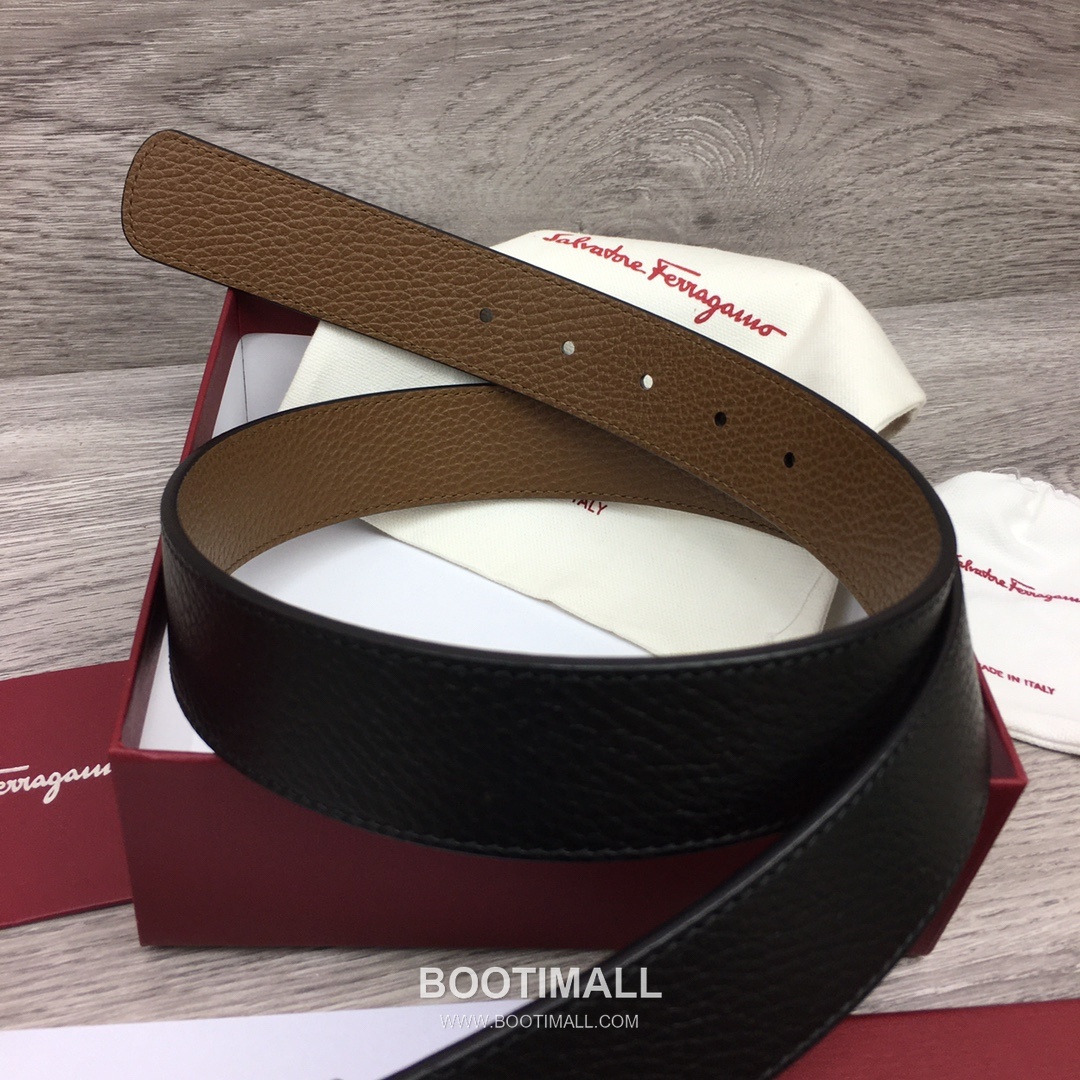 Ferragamo Gancini Calfskin Litchi Leather Reversible Belt with Gancini Buckle Palladium 페라가모 간치니 카프스킨 리치 레더 리버서블 벨트 간치니 버클 황동 베이스 팔라듐 피니시 3.5cm 3