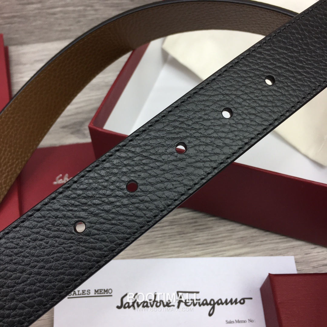 Ferragamo Gancini Calfskin Litchi Leather Reversible Belt with Gancini Buckle Palladium 페라가모 간치니 카프스킨 리치 레더 리버서블 벨트 간치니 버클 황동 베이스 팔라듐 피니시 3.5cm 4