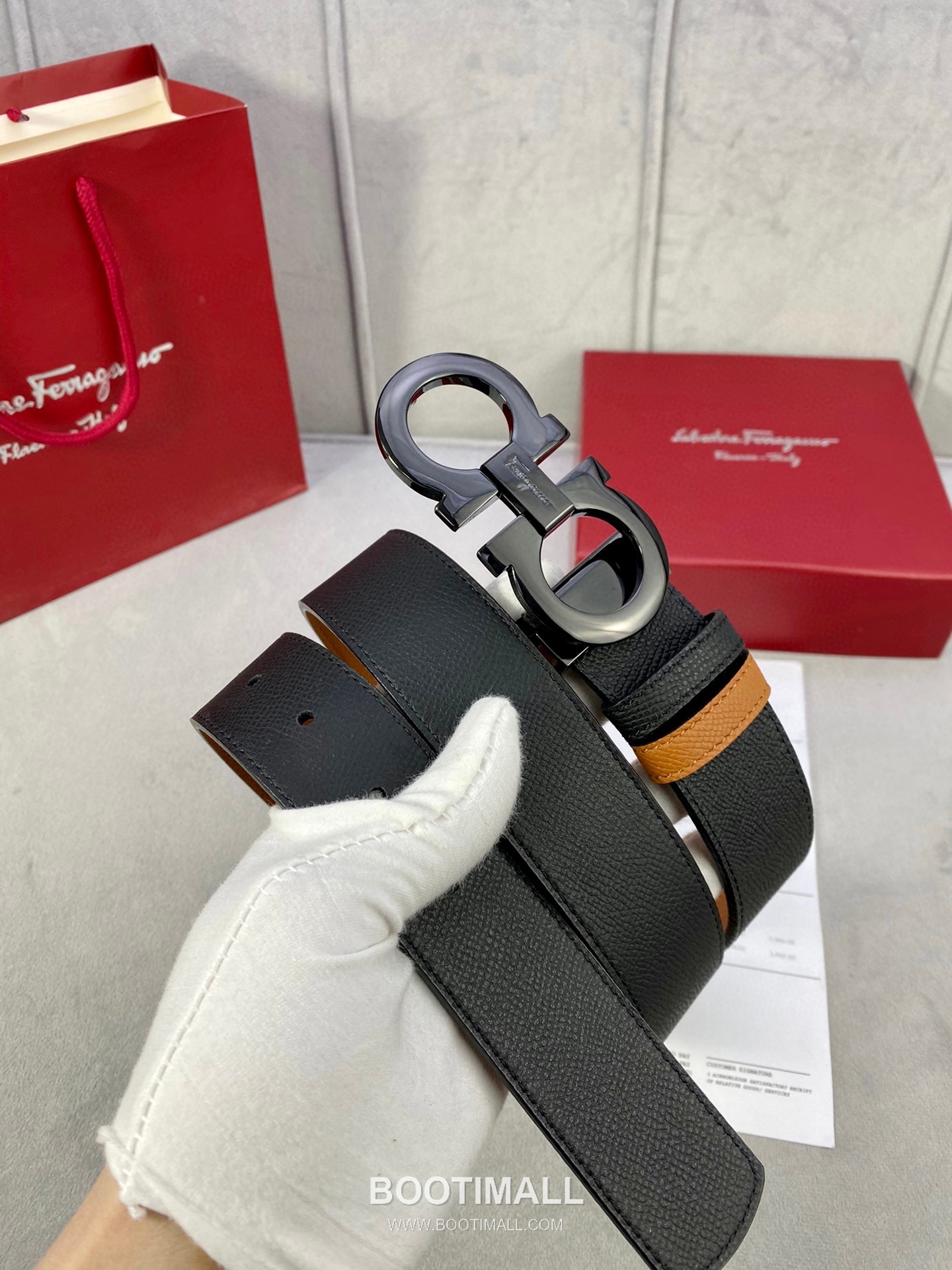 Ferragamo Gancini Calfskin Palm Grain Leather Reversible Belt with Gancini Buckle Palladium 페라가모 간치니 카프스킨 팜 그레인 레더 리버서블 벨트 간치니 버클 황동 베이스 팔라듐 피니시 3.5cm 2