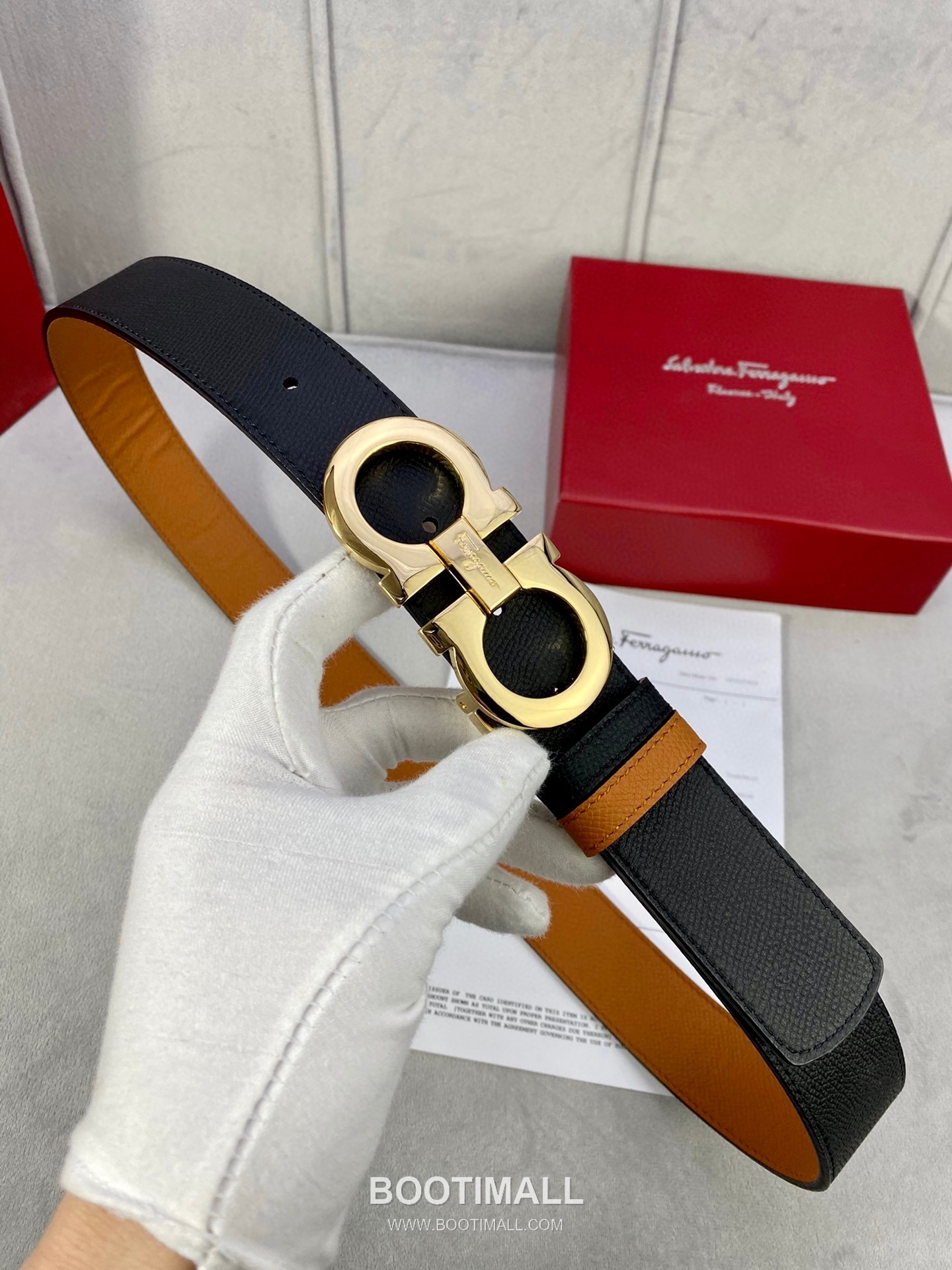 Ferragamo Gancini Calfskin Palm Grain Leather Reversible Belt with Gancini Buckle Palladium 페라가모 간치니 카프스킨 팜 그레인 레더 리버서블 벨트 간치니 버클 황동 베이스 팔라듐 피니시 3.5cm 4