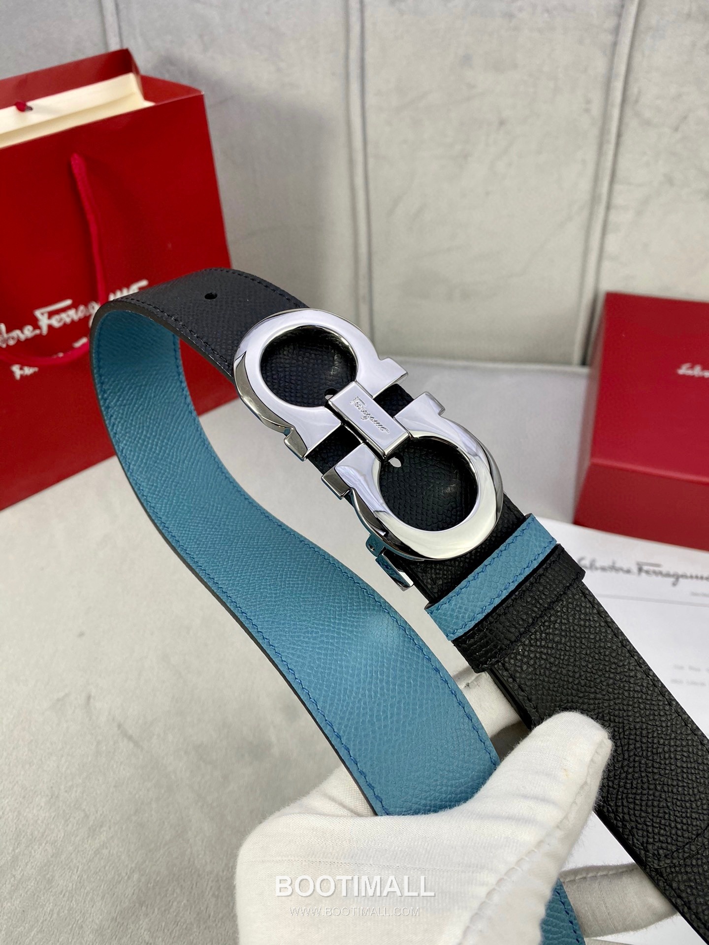 Ferragamo Gancini Calfskin Palm Grain Leather Reversible Belt with Gancini Buckle Palladium 페라가모 간치니 카프스킨 팜 그레인 레더 리버서블 벨트 간치니 버클 황동 베이스 팔라듐 피니시 3.5cm 5