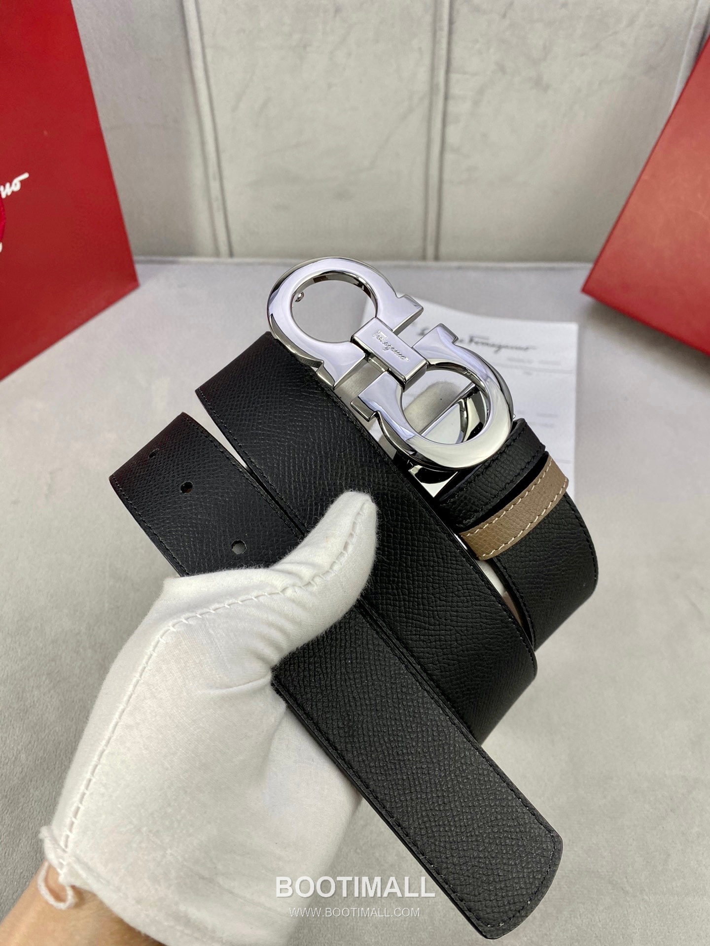Ferragamo Gancini Calfskin Palm Grain Leather Reversible Belt with Gancini Buckle Palladium 페라가모 간치니 카프스킨 팜 그레인 레더 리버서블 벨트 간치니 버클 황동 베이스 팔라듐 피니시 3.5cm 7
