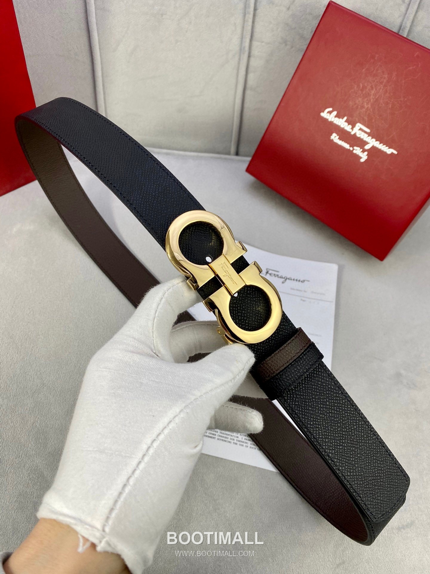 Ferragamo Gancini Calfskin Palm Grain Leather Reversible Belt with Gancini Buckle Palladium 페라가모 간치니 카프스킨 팜 그레인 레더 리버서블 벨트 간치니 버클 황동 베이스 팔라듐 피니시 3.5cm 4