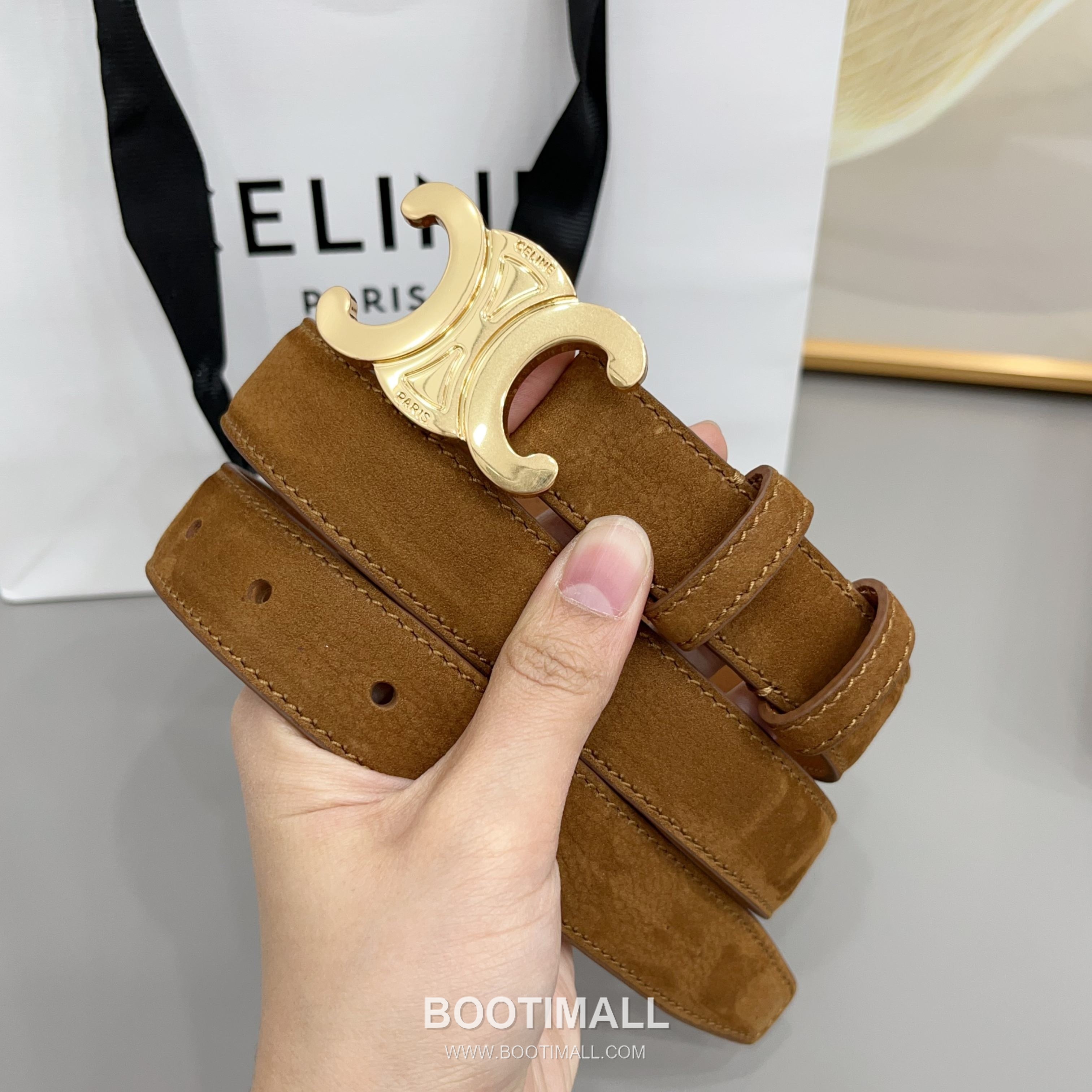 Celine Triomphe Suede Leather Belt with Triomphe Buckle Gold-Plated 셀린느 트리옹프 스웨이드 레더 벨트 트리옹프 버클 황동 베이스 금도금 2.5cm 6