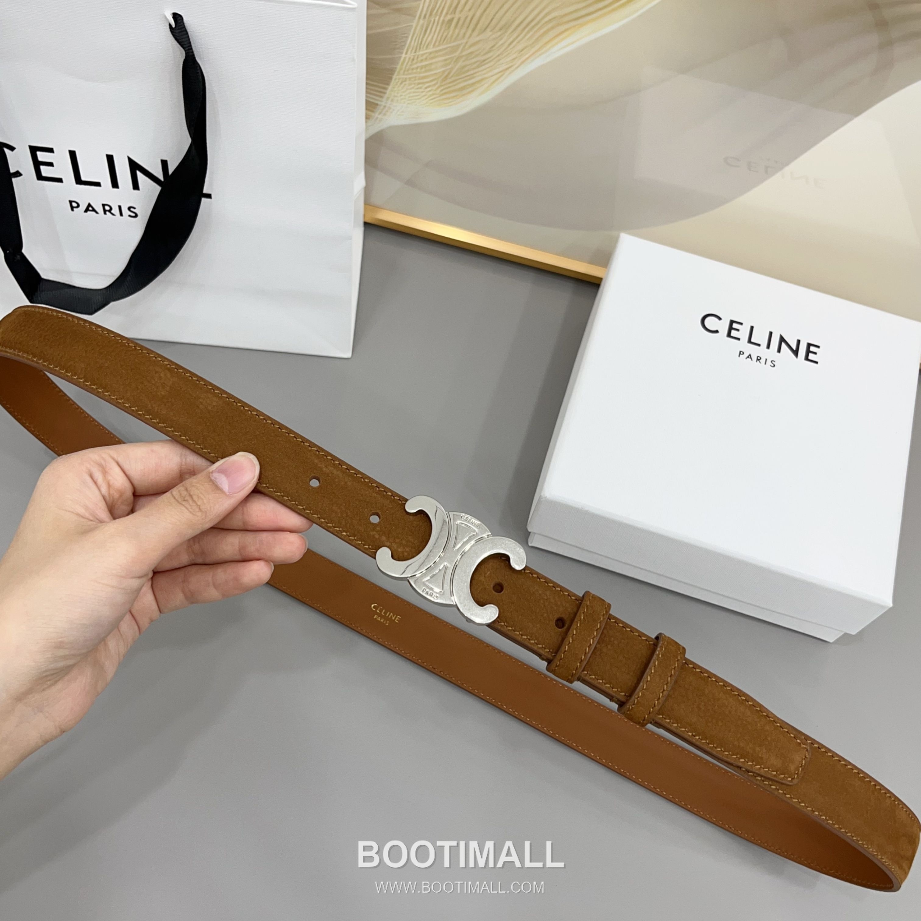 Celine Triomphe Suede Leather Belt with Triomphe Buckle Gold-Plated 셀린느 트리옹프 스웨이드 레더 벨트 트리옹프 버클 황동 베이스 금도금 2.5cm 1