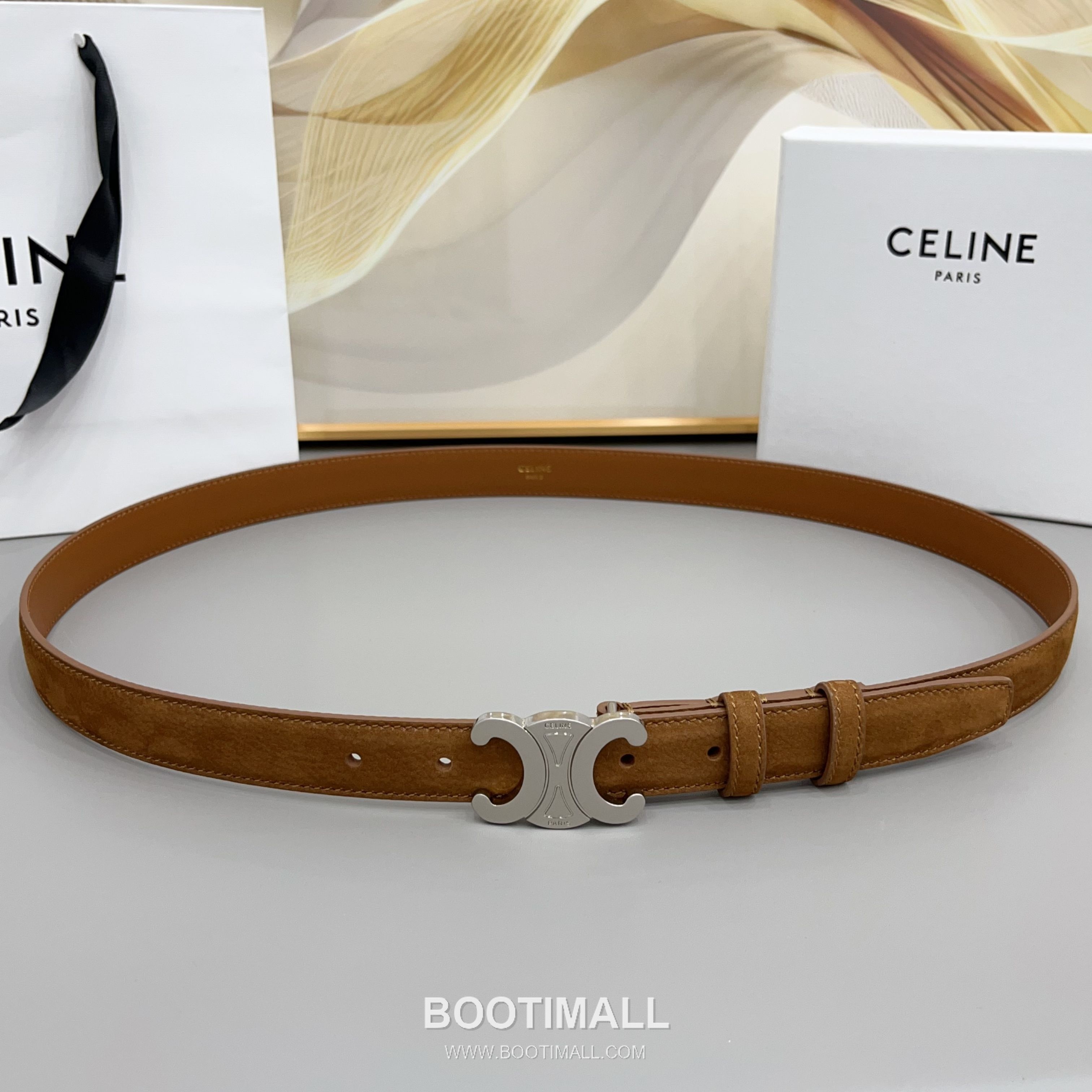 Celine Triomphe Suede Leather Belt with Triomphe Buckle Gold-Plated 셀린느 트리옹프 스웨이드 레더 벨트 트리옹프 버클 황동 베이스 금도금 2.5cm 2