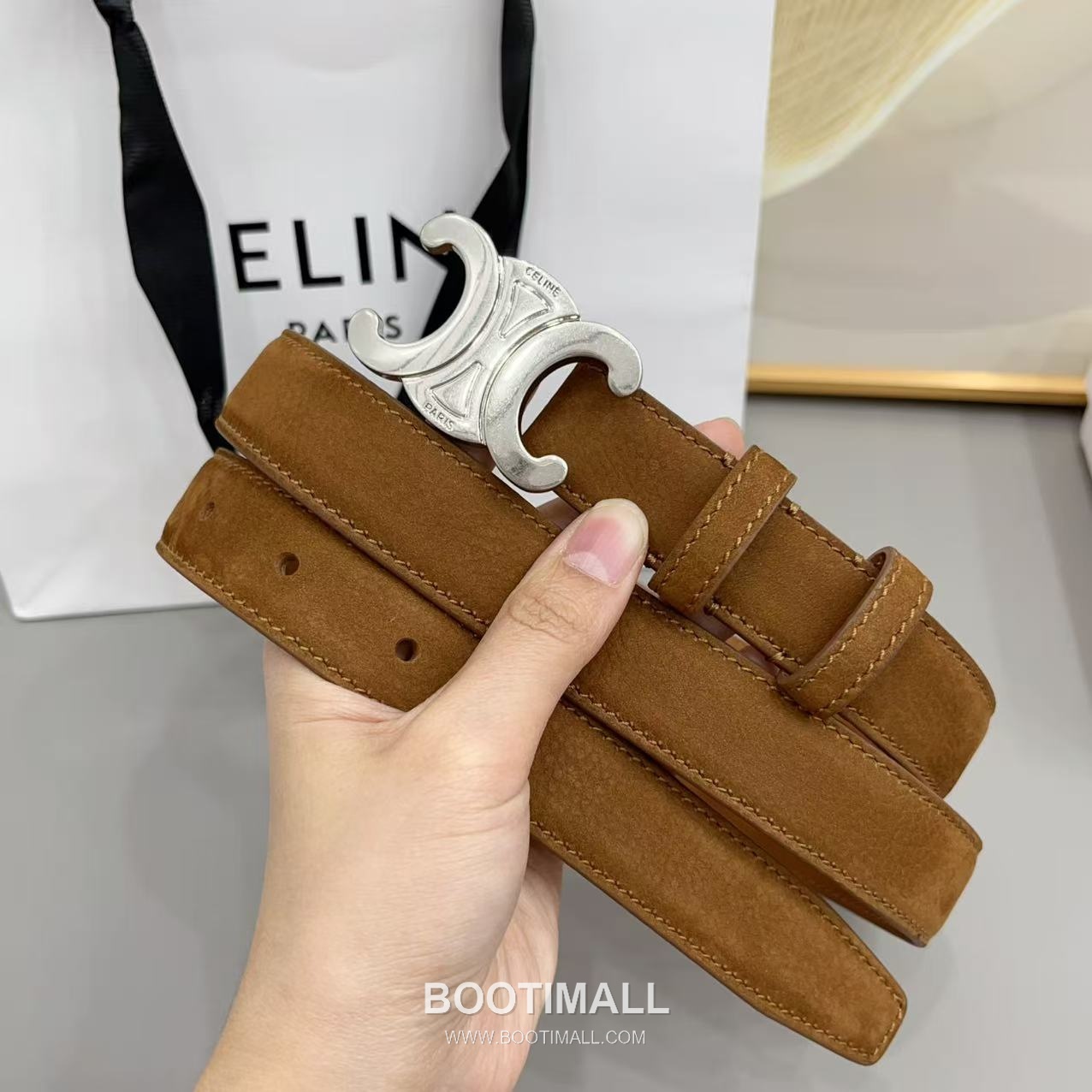 Celine Triomphe Suede Leather Belt with Triomphe Buckle Gold-Plated 셀린느 트리옹프 스웨이드 레더 벨트 트리옹프 버클 황동 베이스 금도금 2.5cm 6