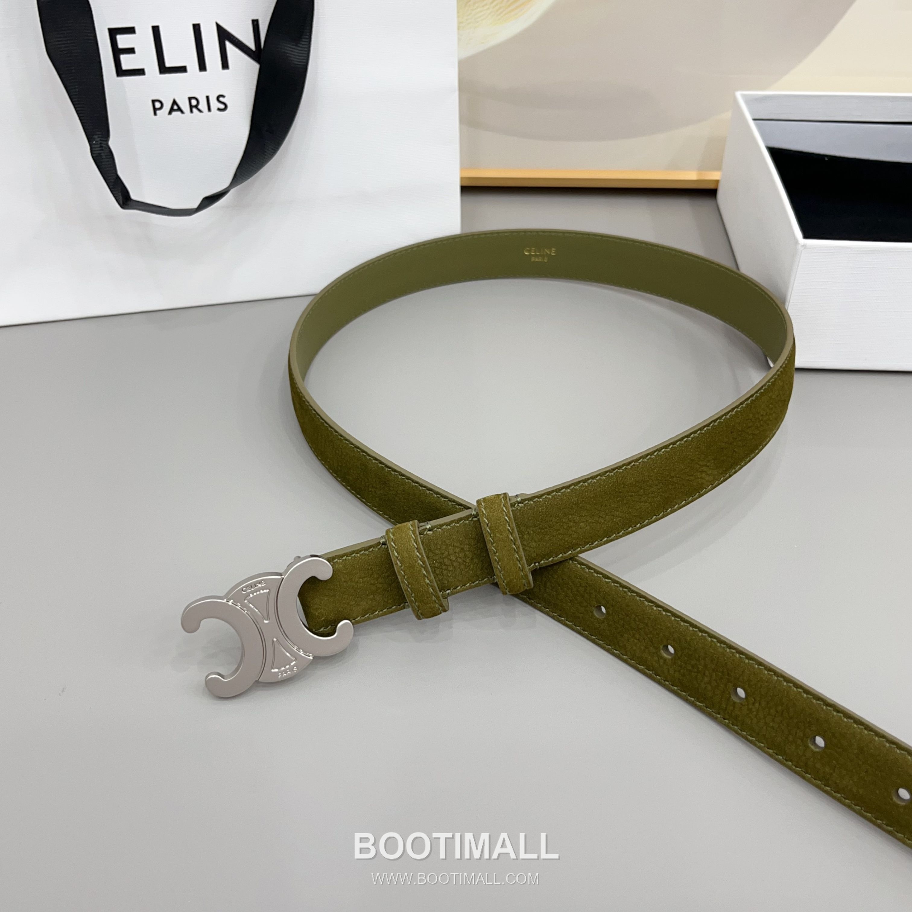 Celine Triomphe Suede Leather Belt with Triomphe Buckle Gold-Plated 셀린느 트리옹프 스웨이드 레더 벨트 트리옹프 버클 황동 베이스 금도금 2.5cm 5