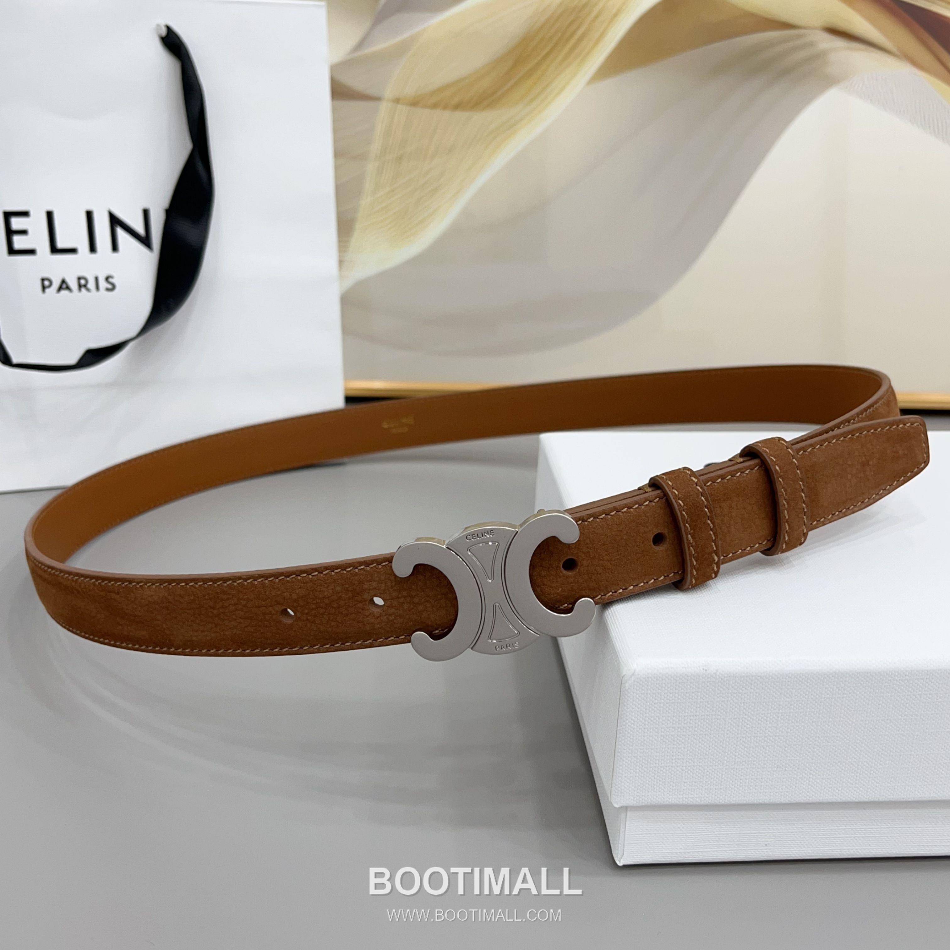 Celine Triomphe Suede Leather Belt with Triomphe Buckle Gold-Plated 셀린느 트리옹프 스웨이드 레더 벨트 트리옹프 버클 황동 베이스 금도금 2.5cm 2