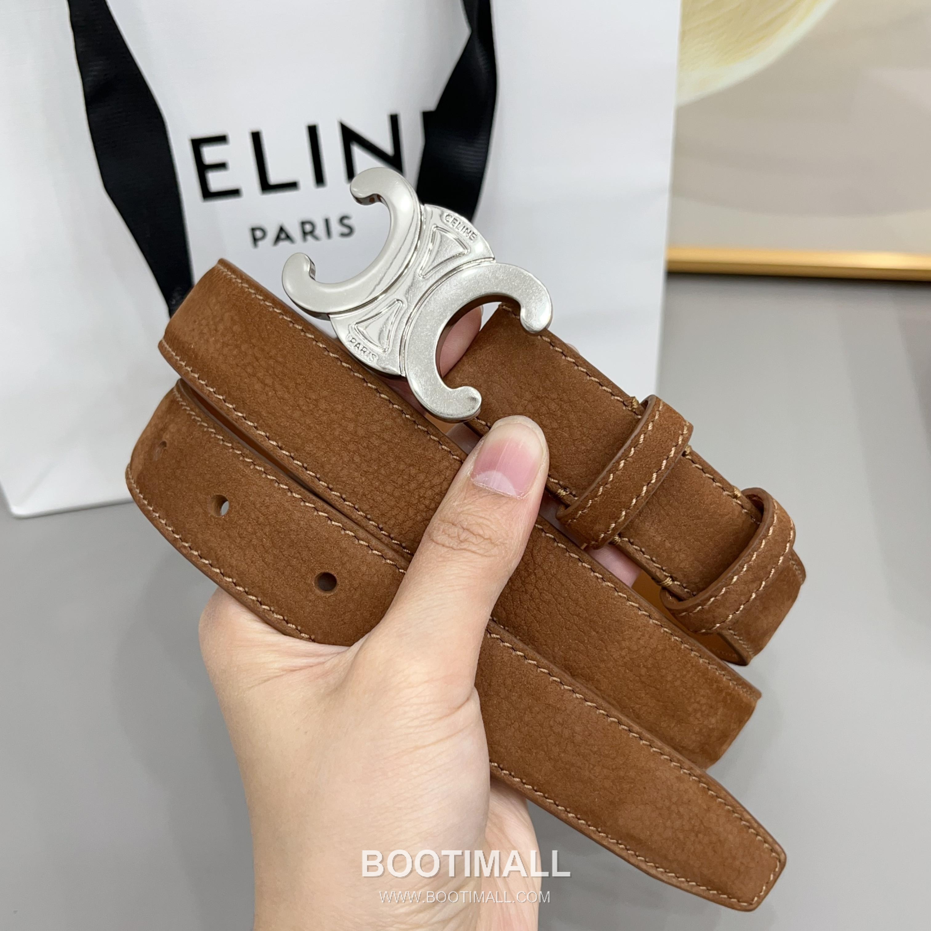 Celine Triomphe Suede Leather Belt with Triomphe Buckle Gold-Plated 셀린느 트리옹프 스웨이드 레더 벨트 트리옹프 버클 황동 베이스 금도금 2.5cm 3