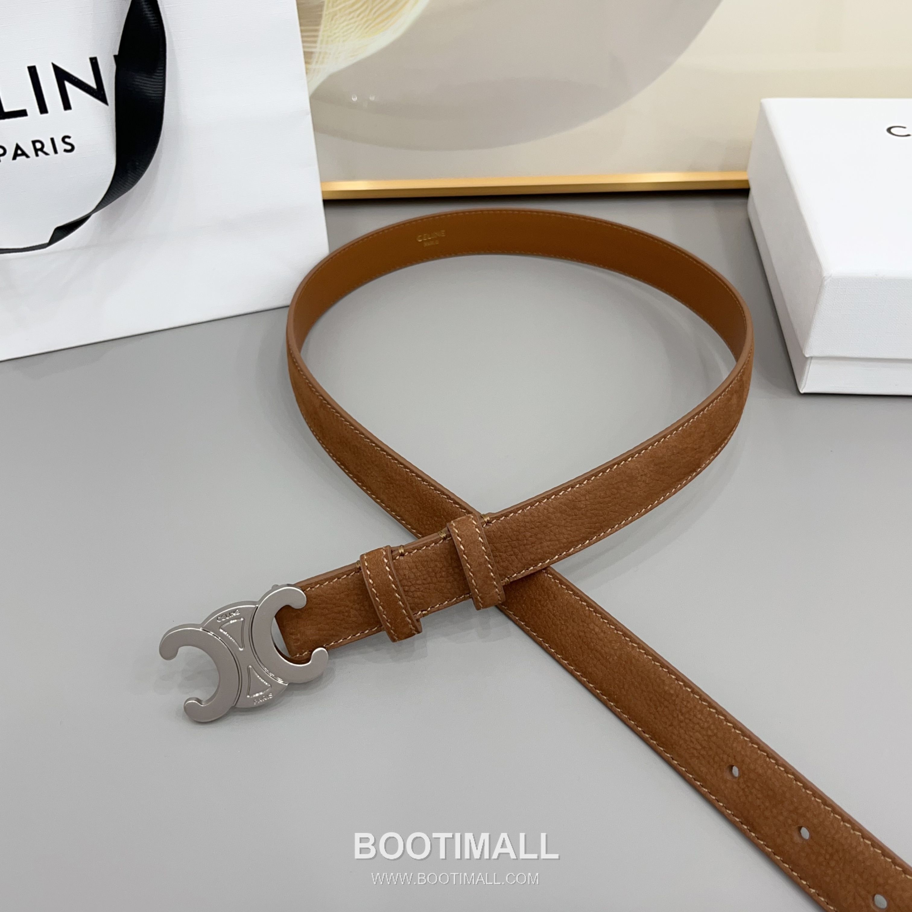 Celine Triomphe Suede Leather Belt with Triomphe Buckle Gold-Plated 셀린느 트리옹프 스웨이드 레더 벨트 트리옹프 버클 황동 베이스 금도금 2.5cm 5