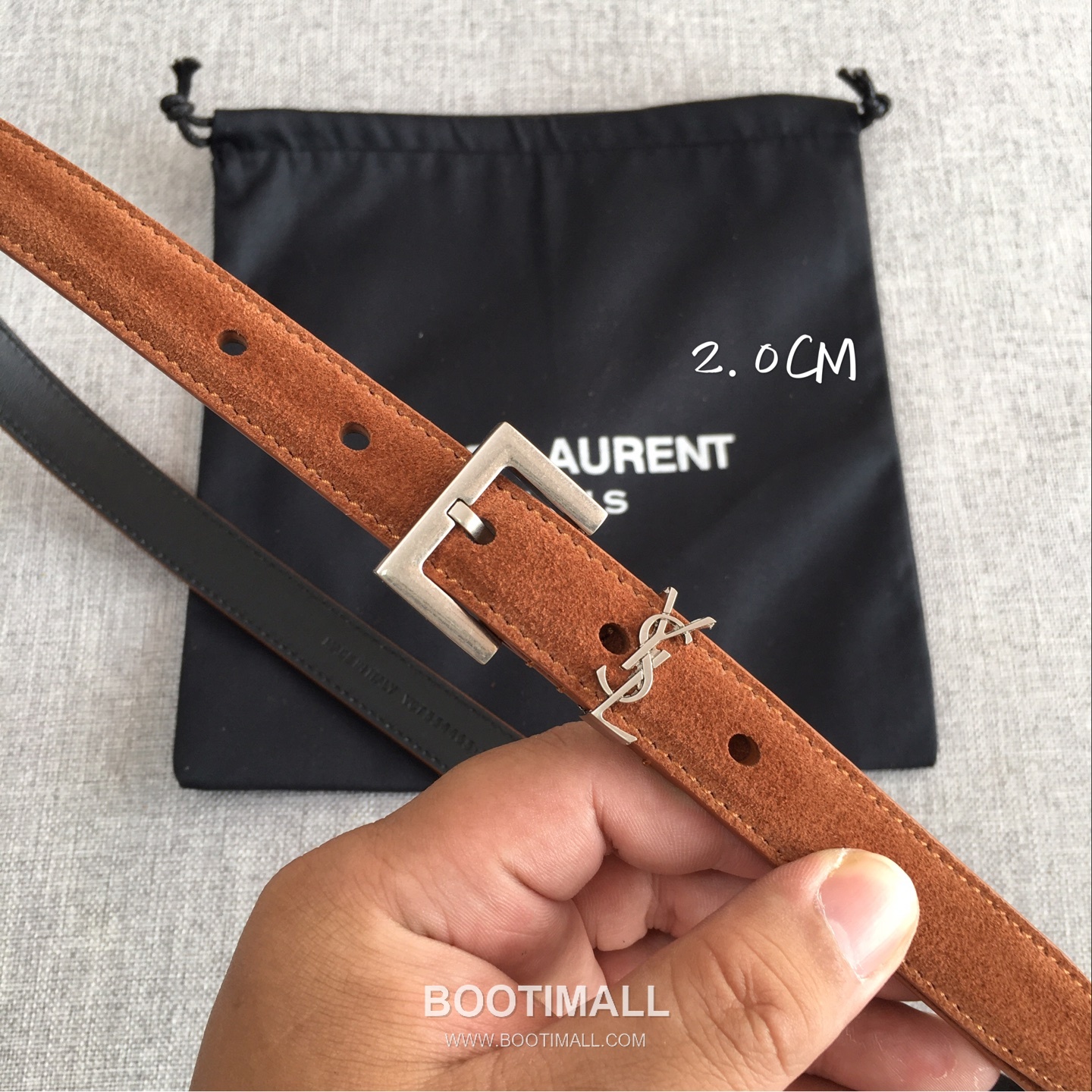 Saint Laurent Calfskin Leather Belt with YSL Logo Buckle Gold-Plated 생로랑 카프스킨 레더 벨트 YSL 로고 버클 황동 베이스 금도금 2.0cm 2