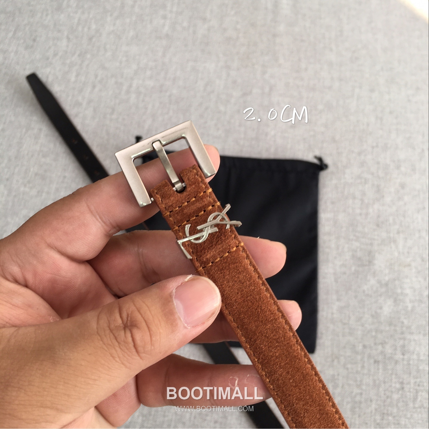 Saint Laurent Calfskin Leather Belt with YSL Logo Buckle Gold-Plated 생로랑 카프스킨 레더 벨트 YSL 로고 버클 황동 베이스 금도금 2.0cm 7