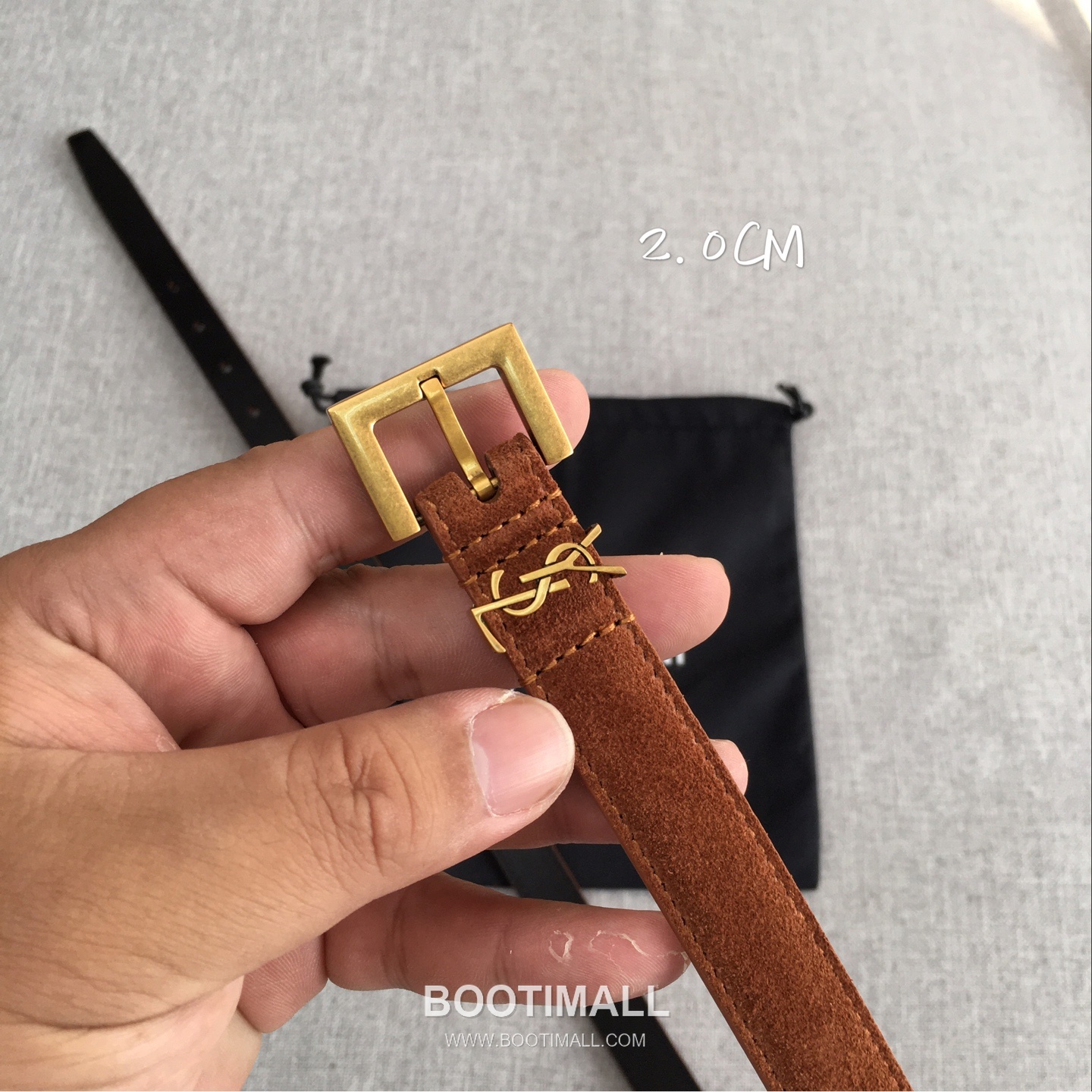 Saint Laurent Calfskin Leather Belt with YSL Logo Buckle Gold-Plated 생로랑 카프스킨 레더 벨트 YSL 로고 버클 황동 베이스 금도금 2.0cm 7