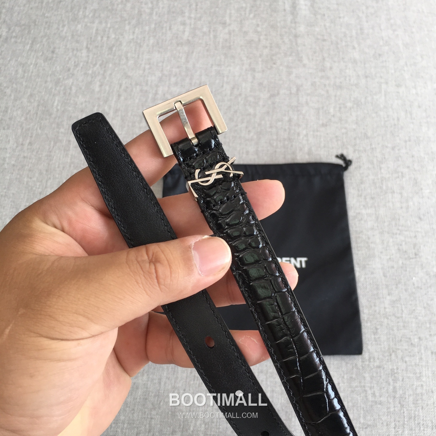 Saint Laurent Calfskin Leather Belt with YSL Logo Buckle Gold-Plated 생로랑 카프스킨 레더 벨트 YSL 로고 버클 황동 베이스 금도금 2.0cm 5