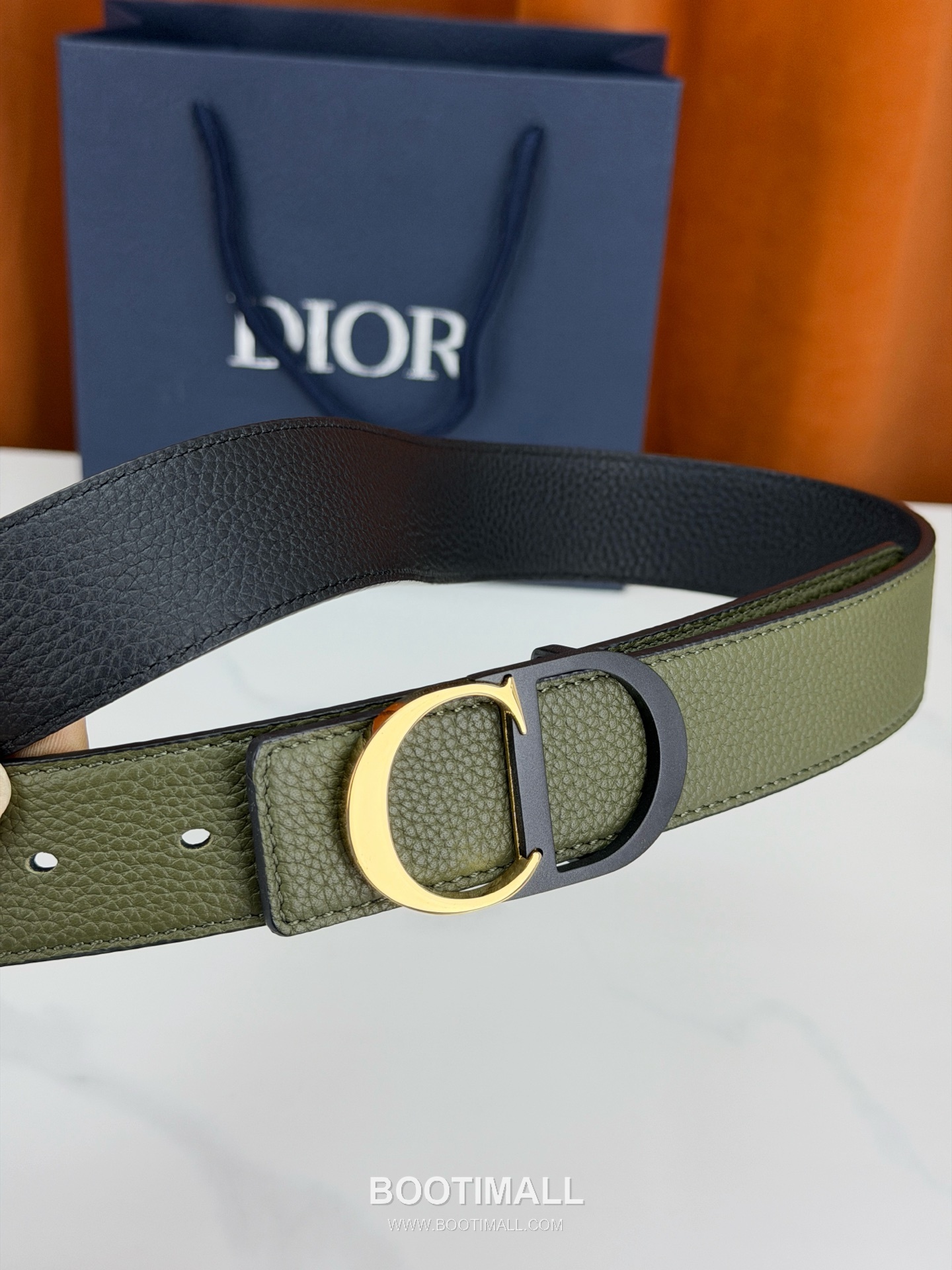 Dior Calfskin Grained Leather Reversible Belt with Logo Buckle Palladium 디올 카프스킨 그레인 레더 리버서블 벨트 로고 버클 황동 베이스 팔라듐 피니시 3.5cm 5
