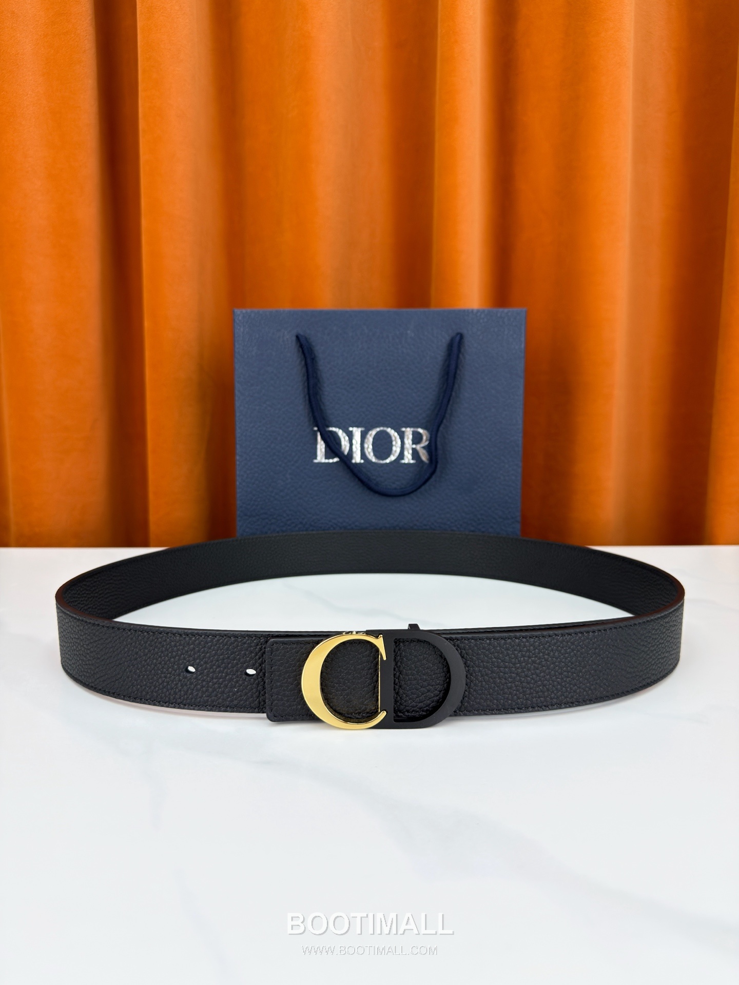 Dior Calfskin Grained Leather Reversible Belt with Logo Buckle Palladium 디올 카프스킨 그레인 레더 리버서블 벨트 로고 버클 황동 베이스 팔라듐 피니시 3.5cm 1