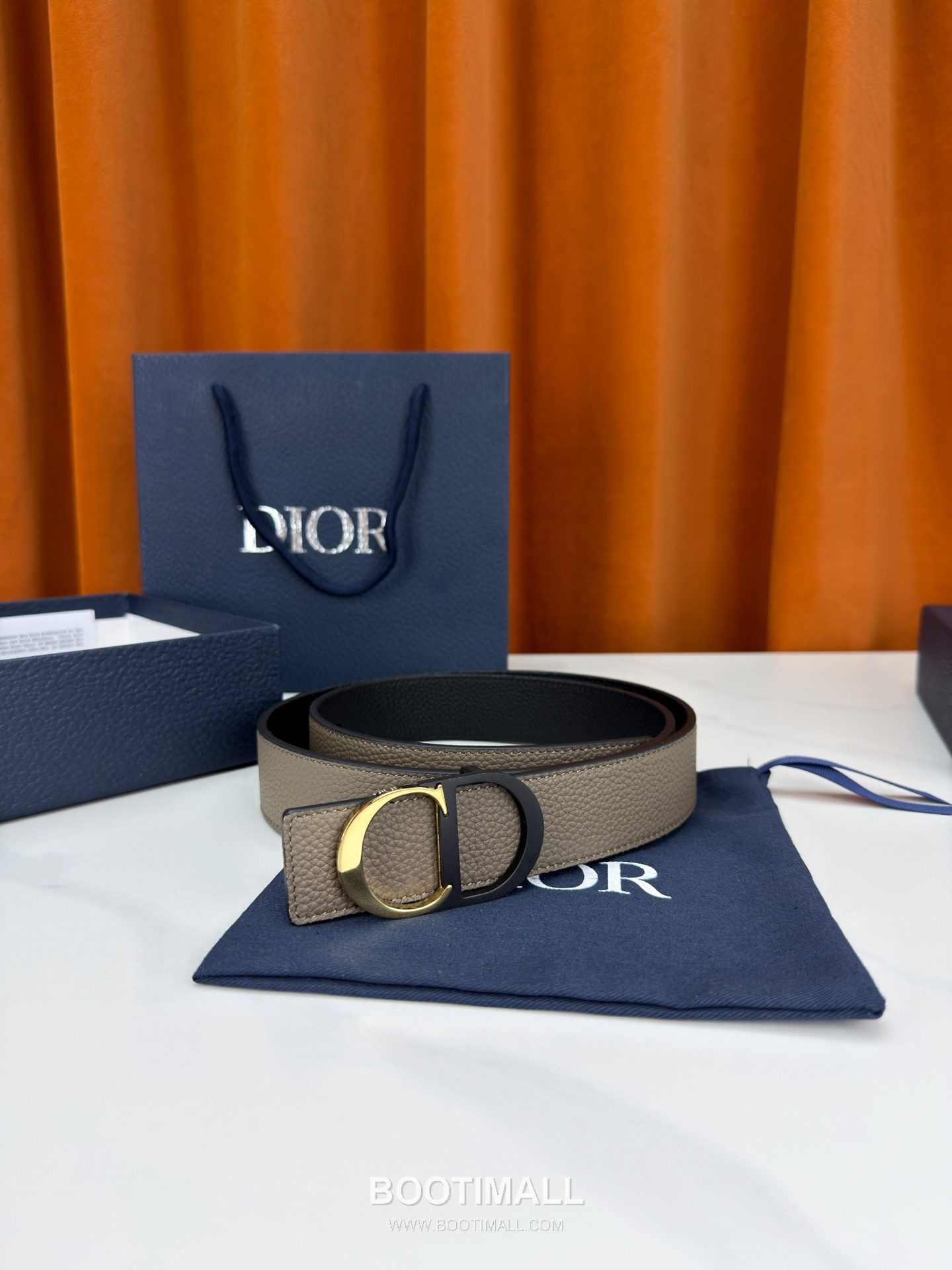Dior Calfskin Grained Leather Reversible Belt with Logo Buckle Palladium 디올 카프스킨 그레인 레더 리버서블 벨트 로고 버클 황동 베이스 팔라듐 피니시 3.5cm 5