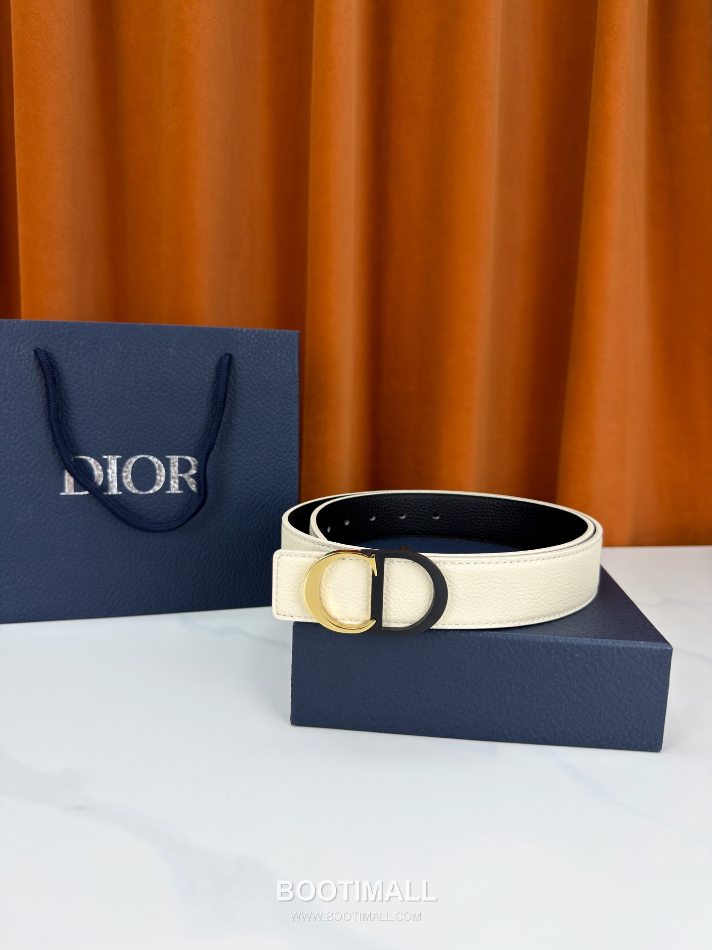 Dior Calfskin Grained Leather Reversible Belt with Logo Buckle Palladium 디올 카프스킨 그레인 레더 리버서블 벨트 로고 버클 황동 베이스 팔라듐 피니시 3.5cm 3