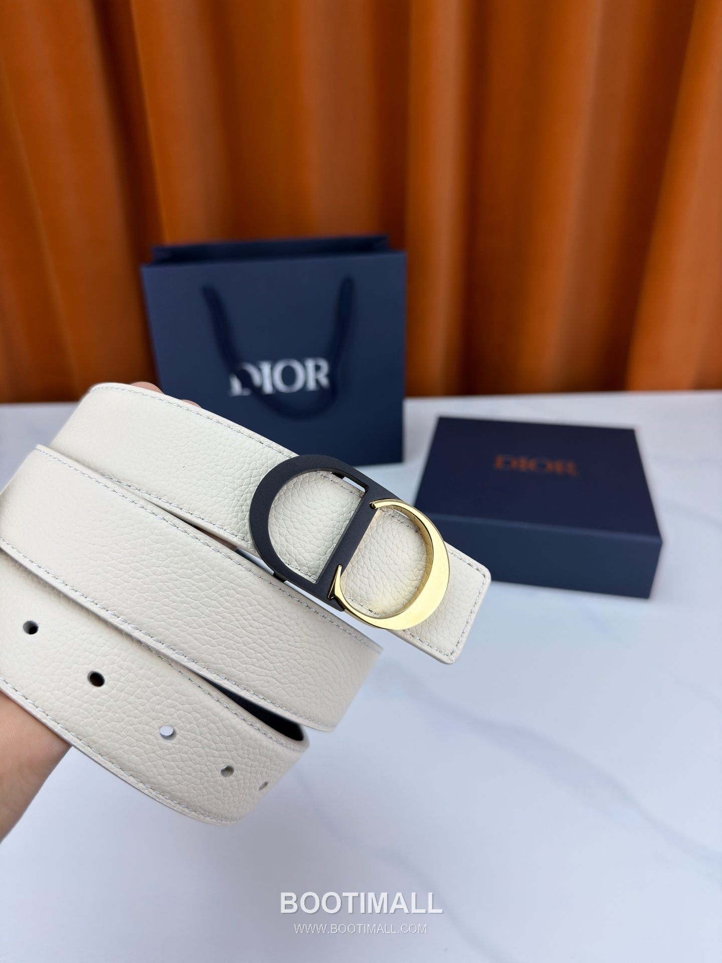 Dior Calfskin Grained Leather Reversible Belt with Logo Buckle Palladium 디올 카프스킨 그레인 레더 리버서블 벨트 로고 버클 황동 베이스 팔라듐 피니시 3.5cm 4