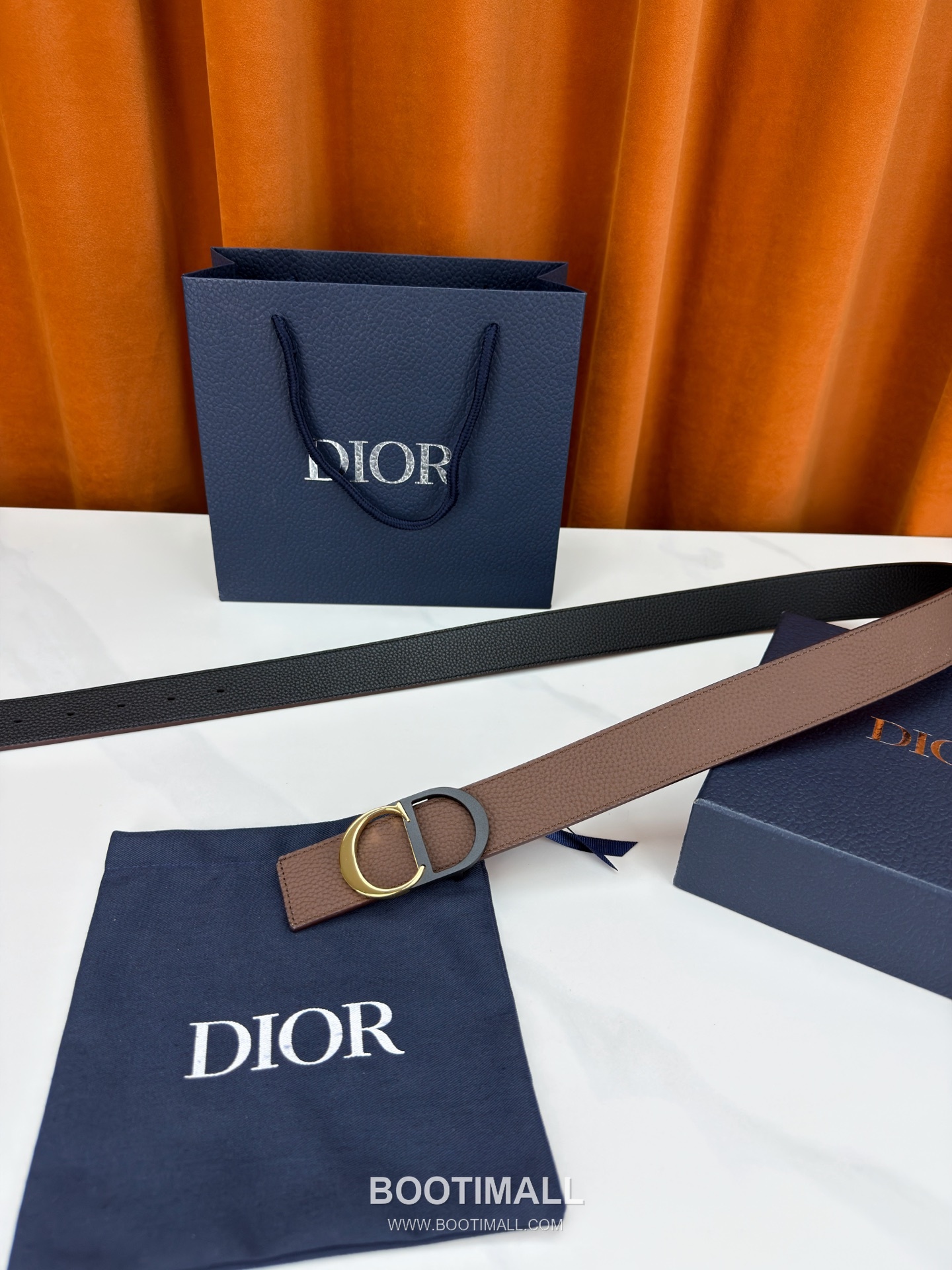 Dior Calfskin Grained Leather Reversible Belt with Logo Buckle Palladium 디올 카프스킨 그레인 레더 리버서블 벨트 로고 버클 황동 베이스 팔라듐 피니시 3.5cm 5