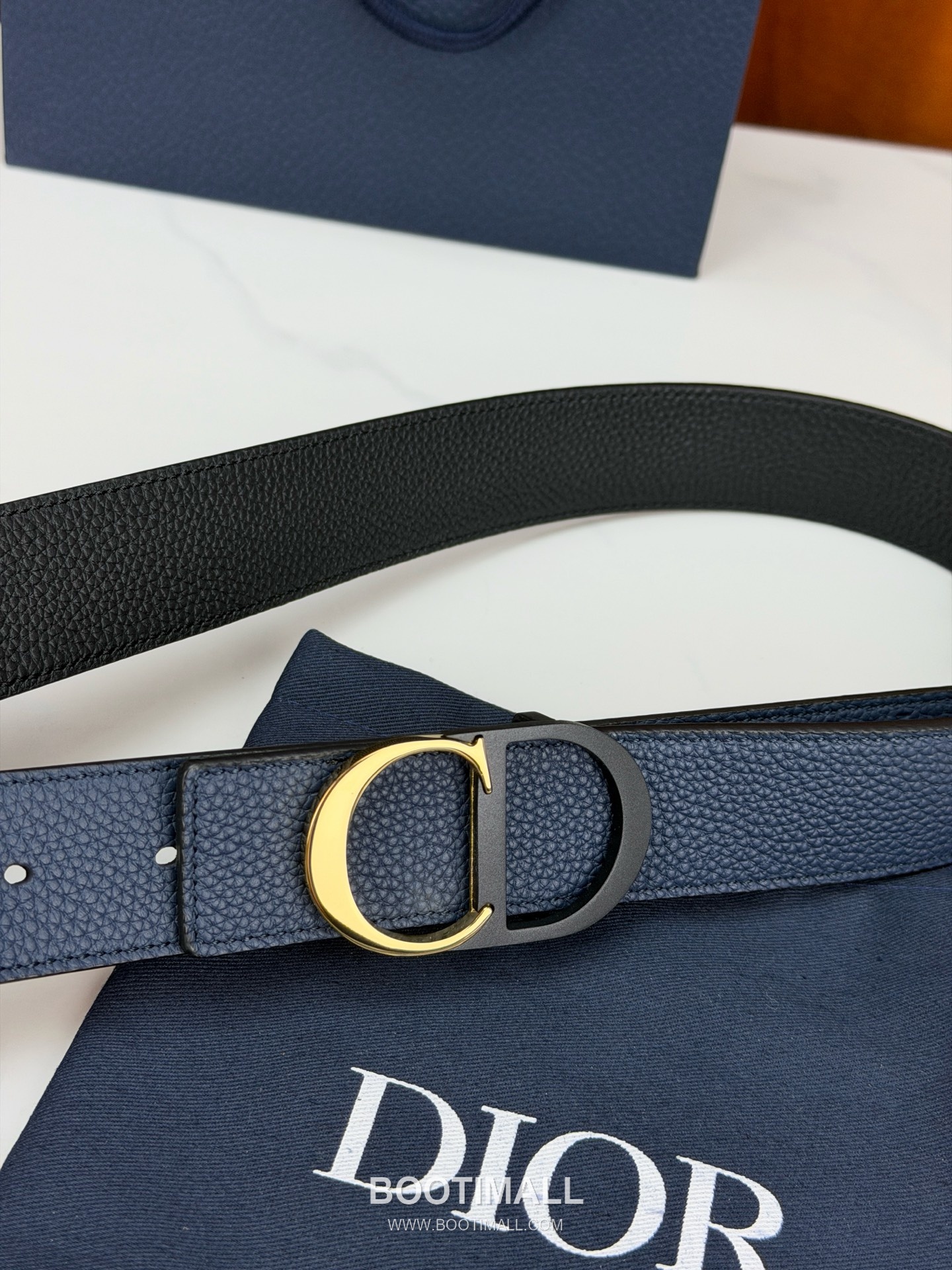 Dior Calfskin Grained Leather Reversible Belt with Logo Buckle Palladium 디올 카프스킨 그레인 레더 리버서블 벨트 로고 버클 황동 베이스 팔라듐 피니시 3.5cm 2